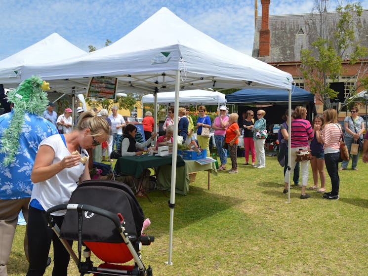 Naponda Farmers Market