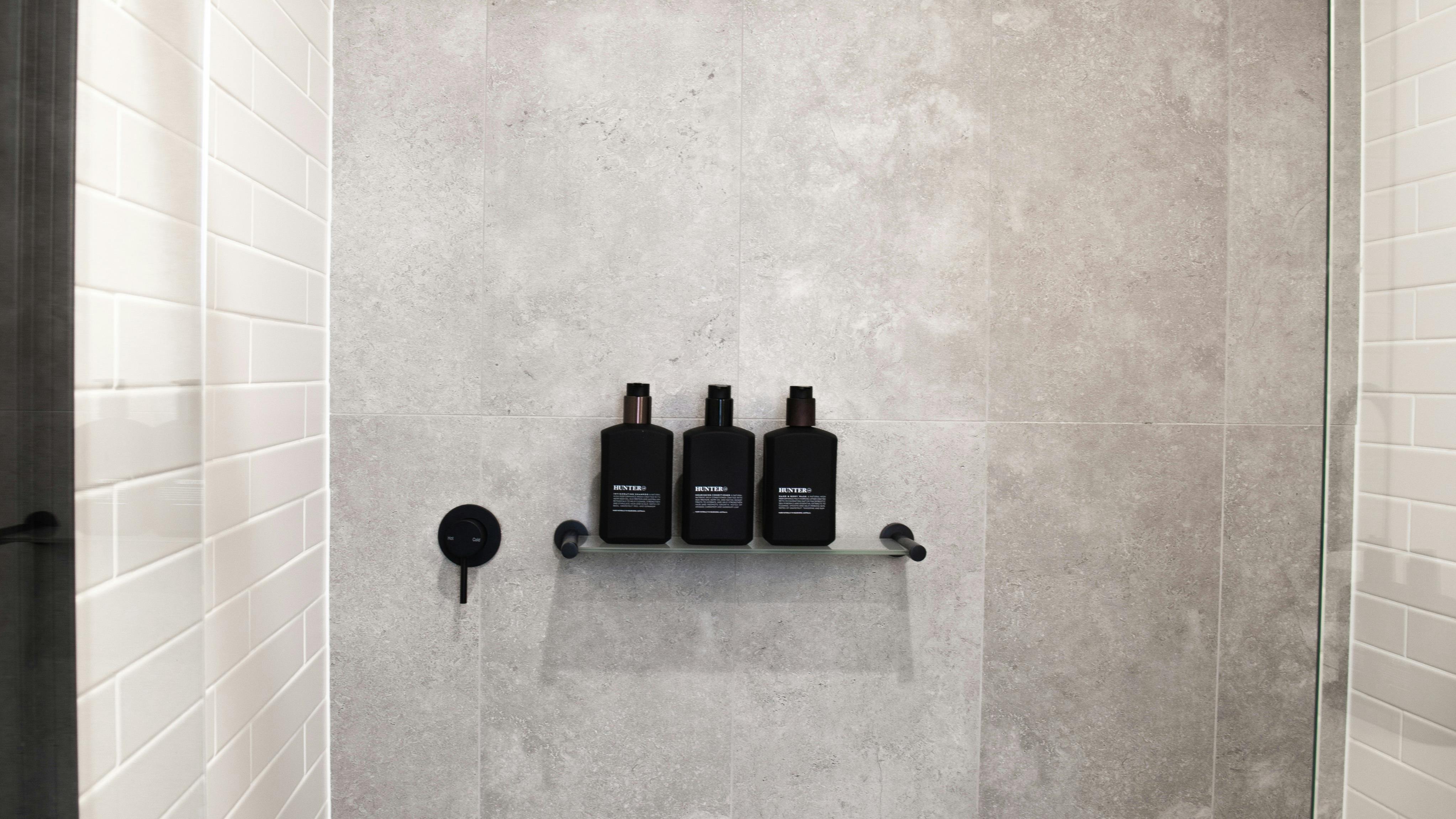 Bathroom - Hunter LAB Amenities