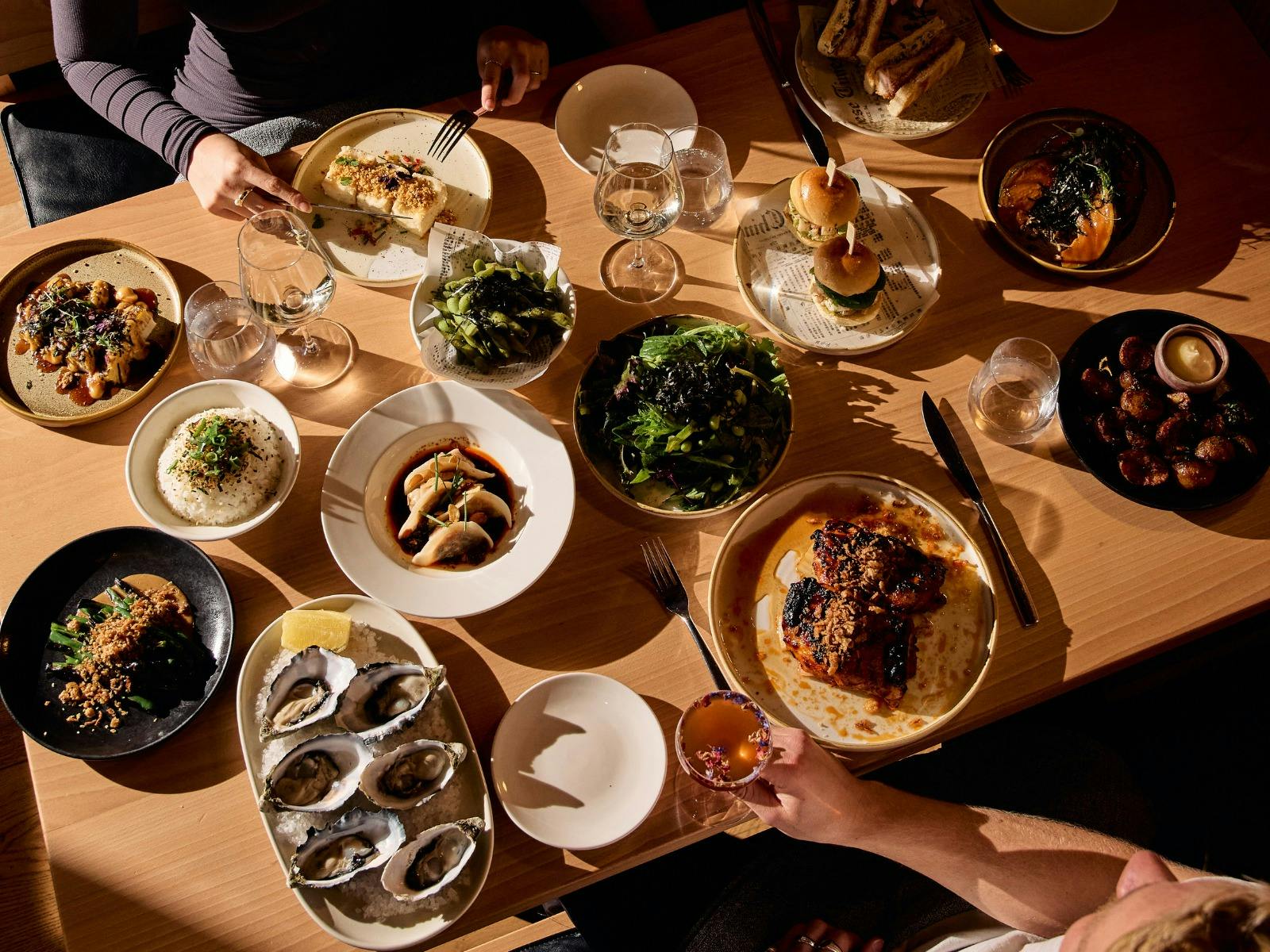 KOOMO Restaurant