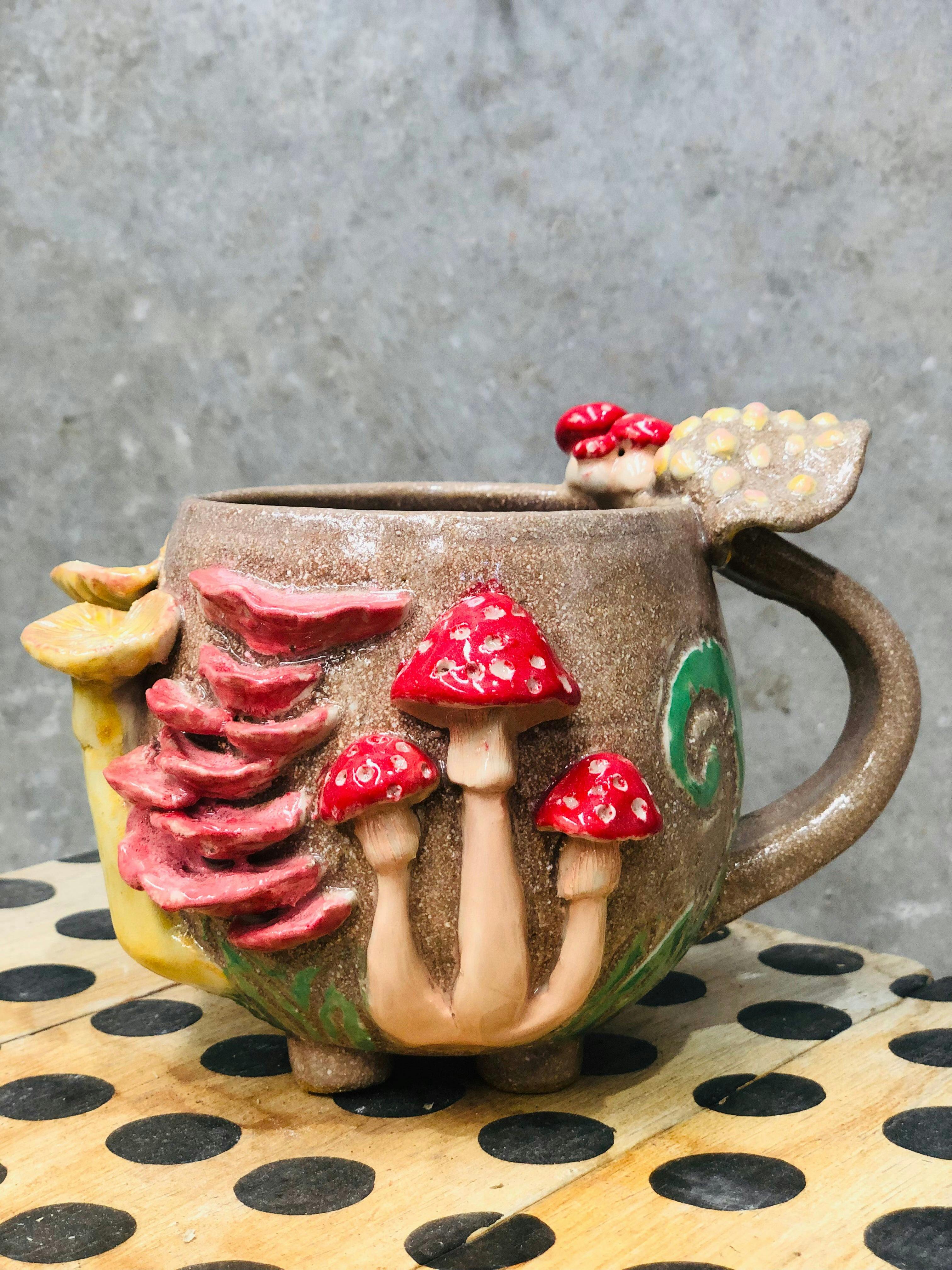 pottery mug