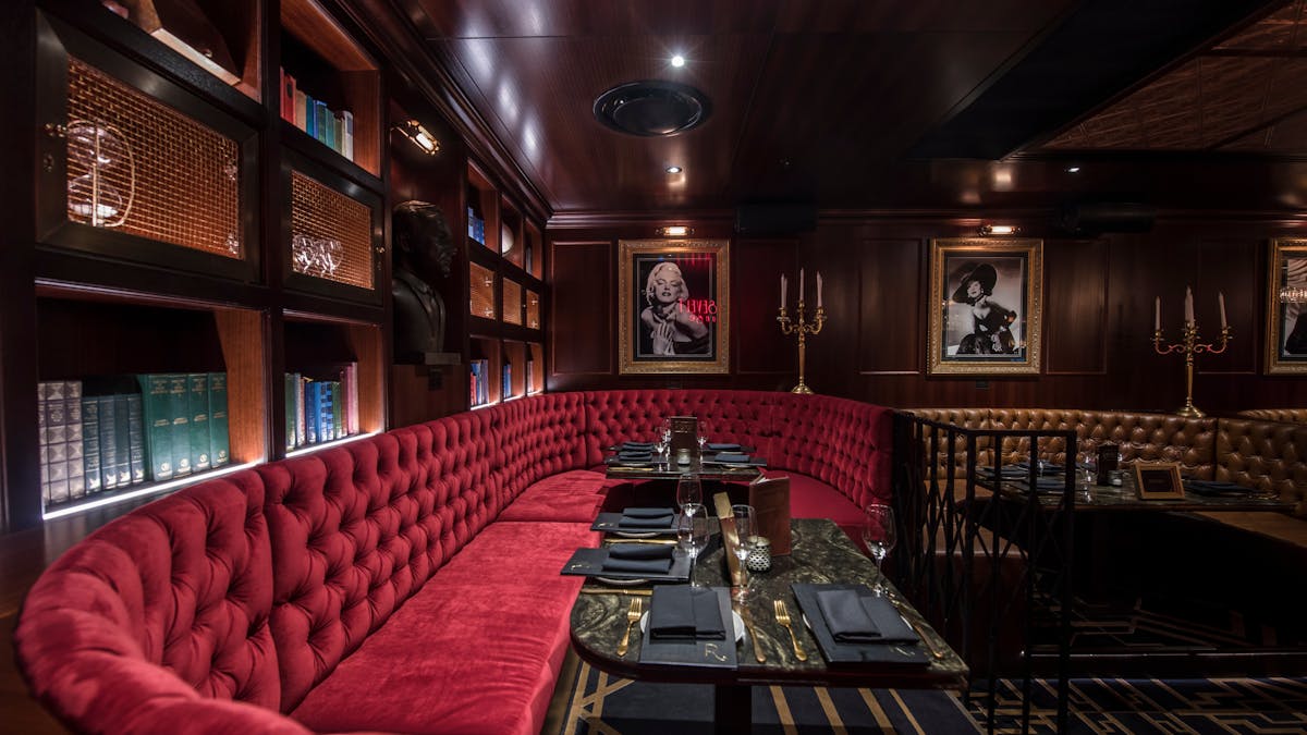 Roosevelt Lounge