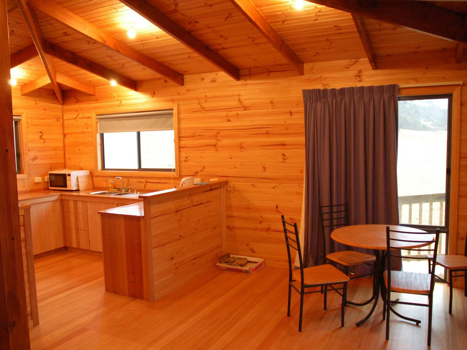 Kitchen - Dining Area - Emita Cottage