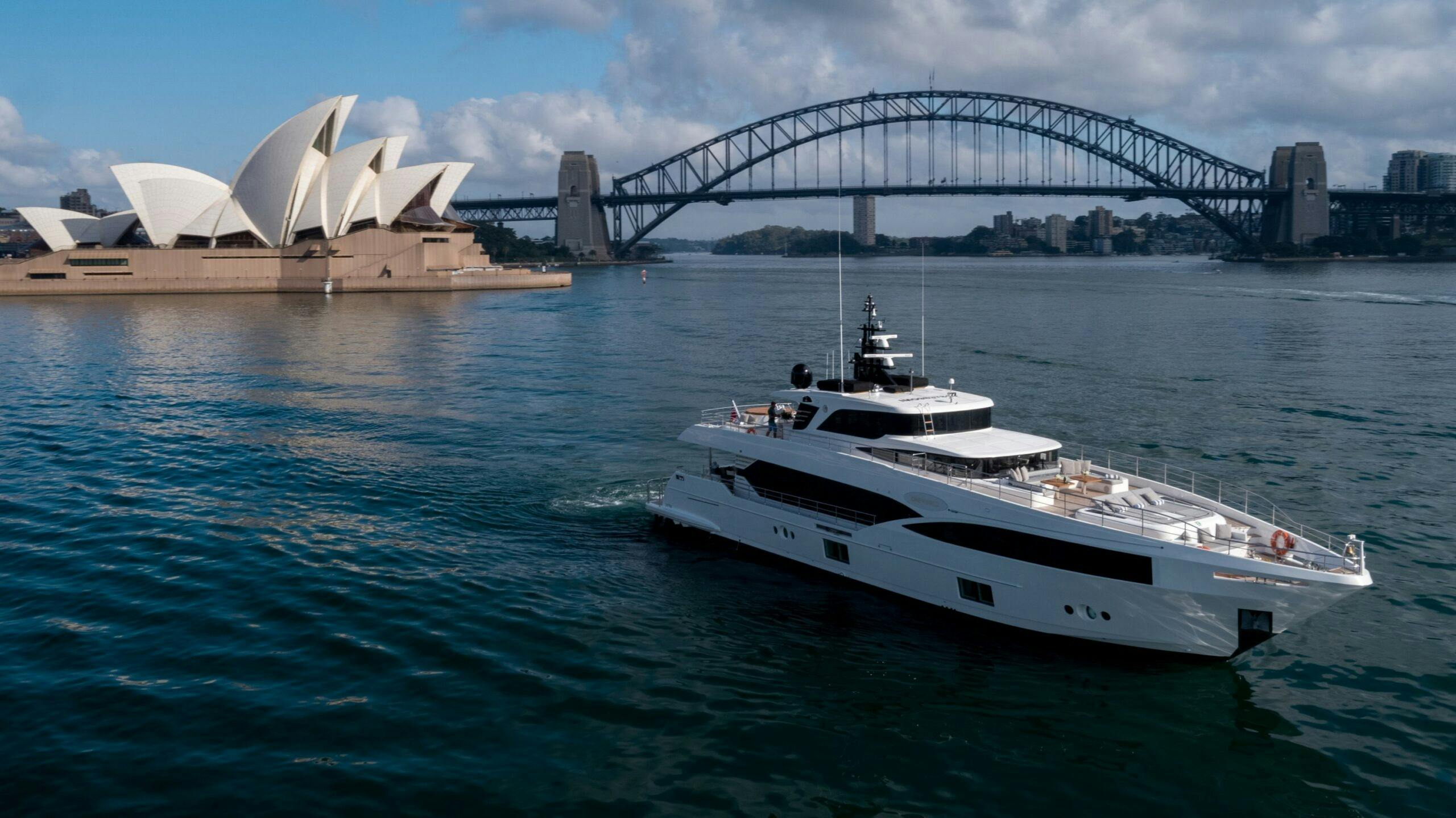 Sydney Yacht Club Luxury Boat Hire