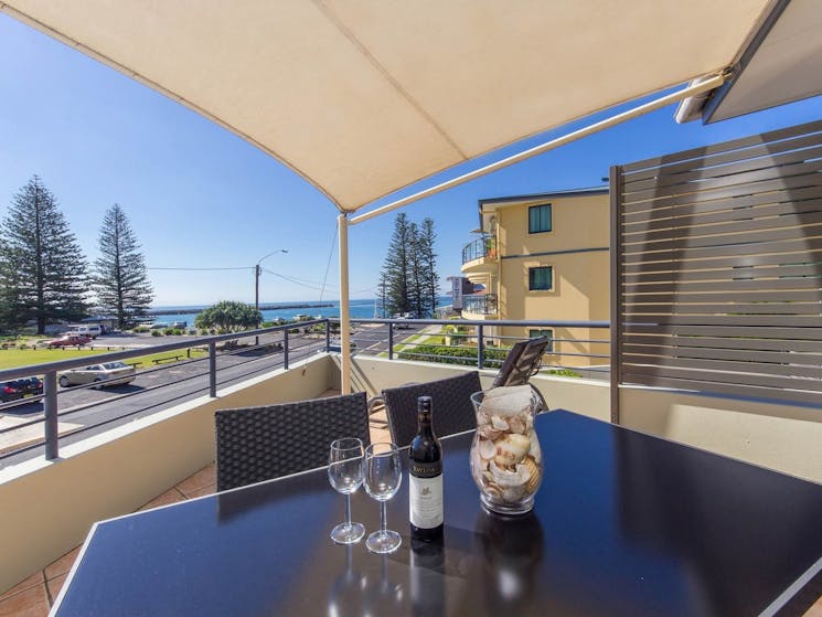 Yamba Beach Motel Nsw Holidays Amp Accommodation Things