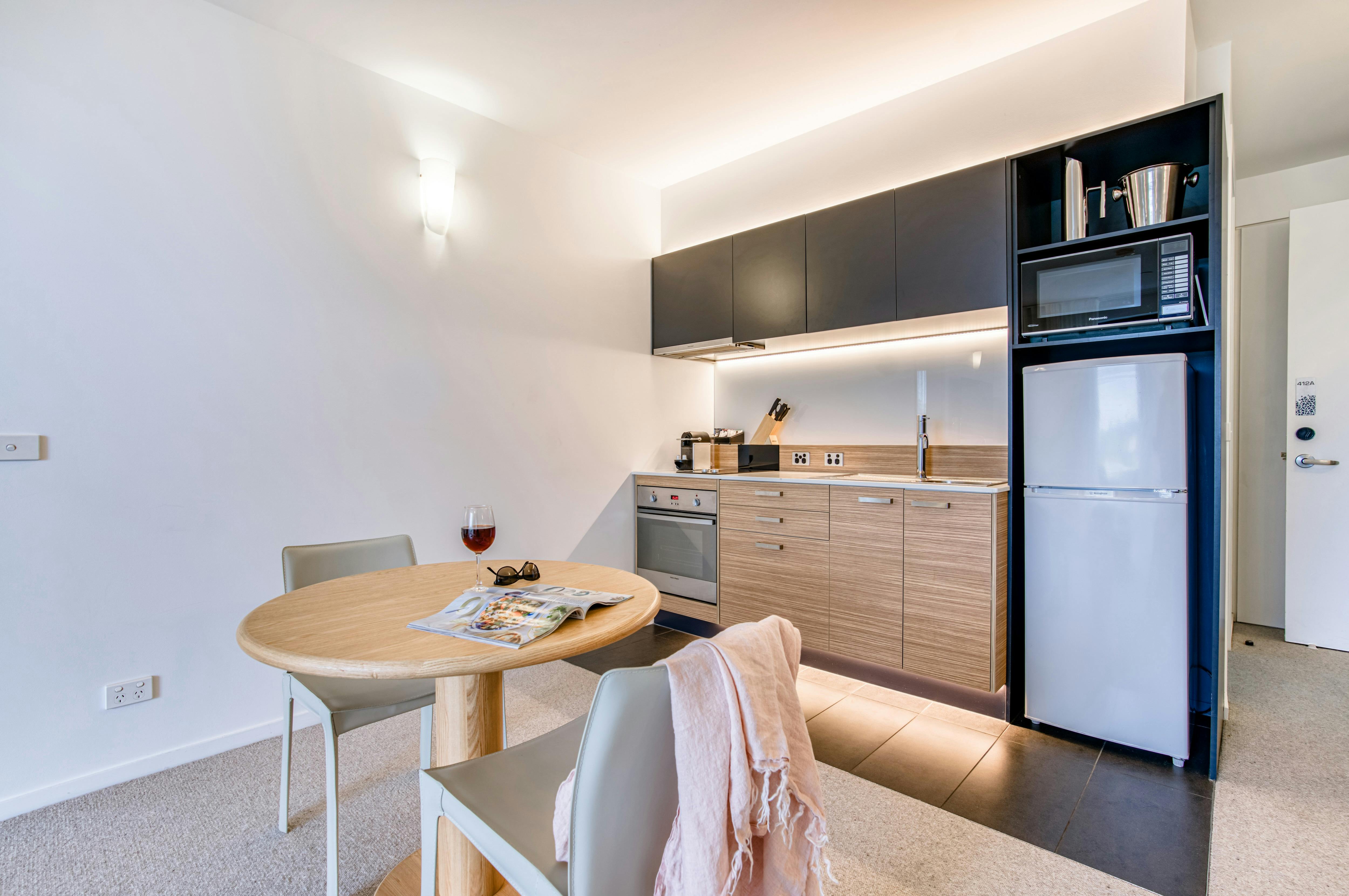 Vue Apartments Geelong - Full Kitchen