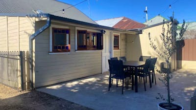 Crookwell Cottage backyard