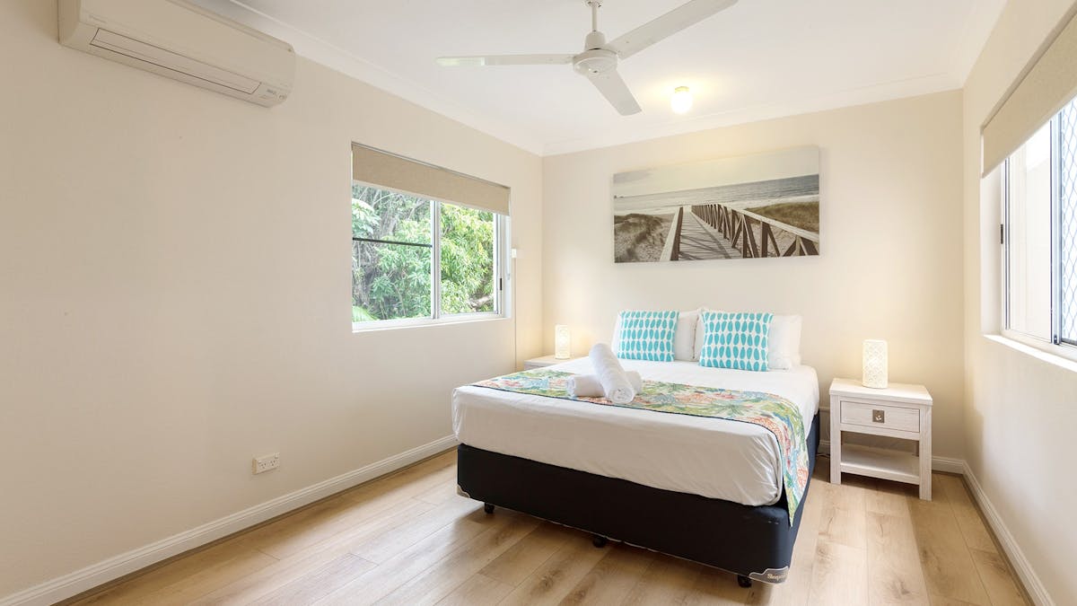 2 bedroom spacious apartment fully self contained free wifi