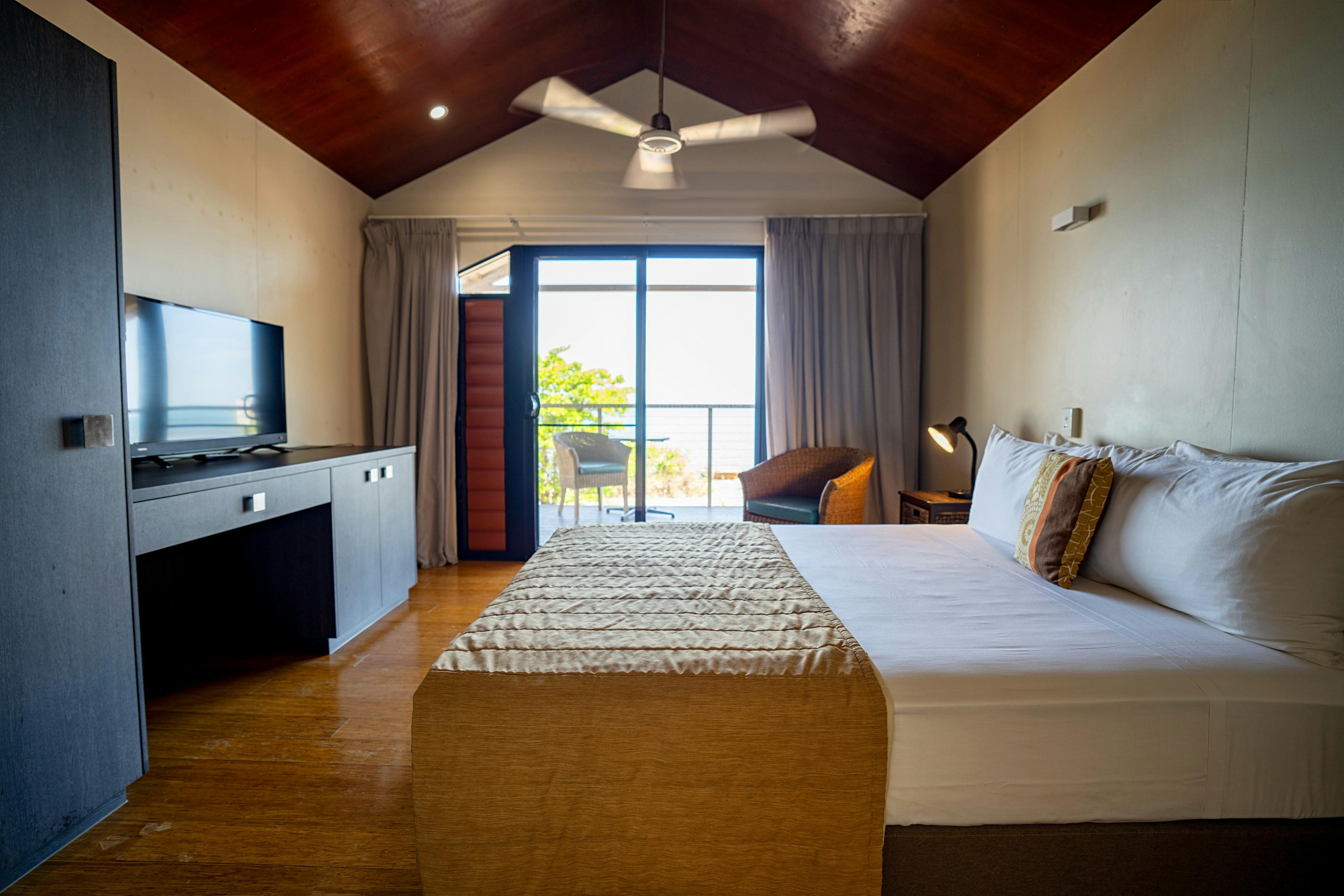 Makarda Ocean View Rooms