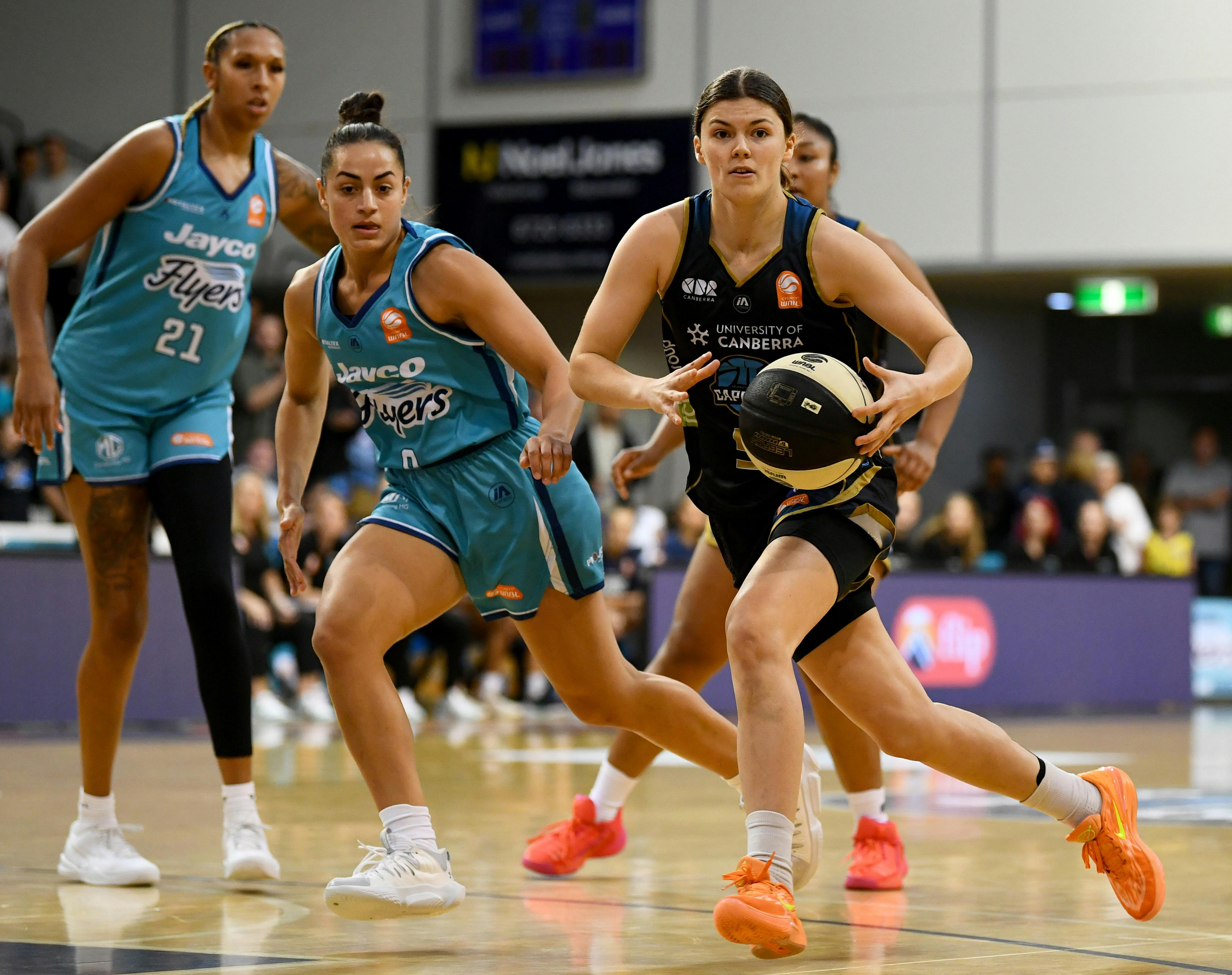 WNBL Round 6: UC Capitals v Southside Flyers