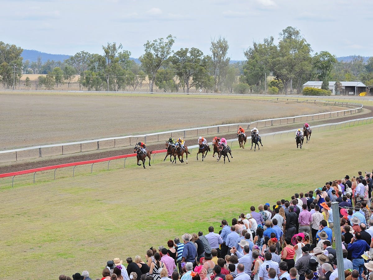 Thangool Races