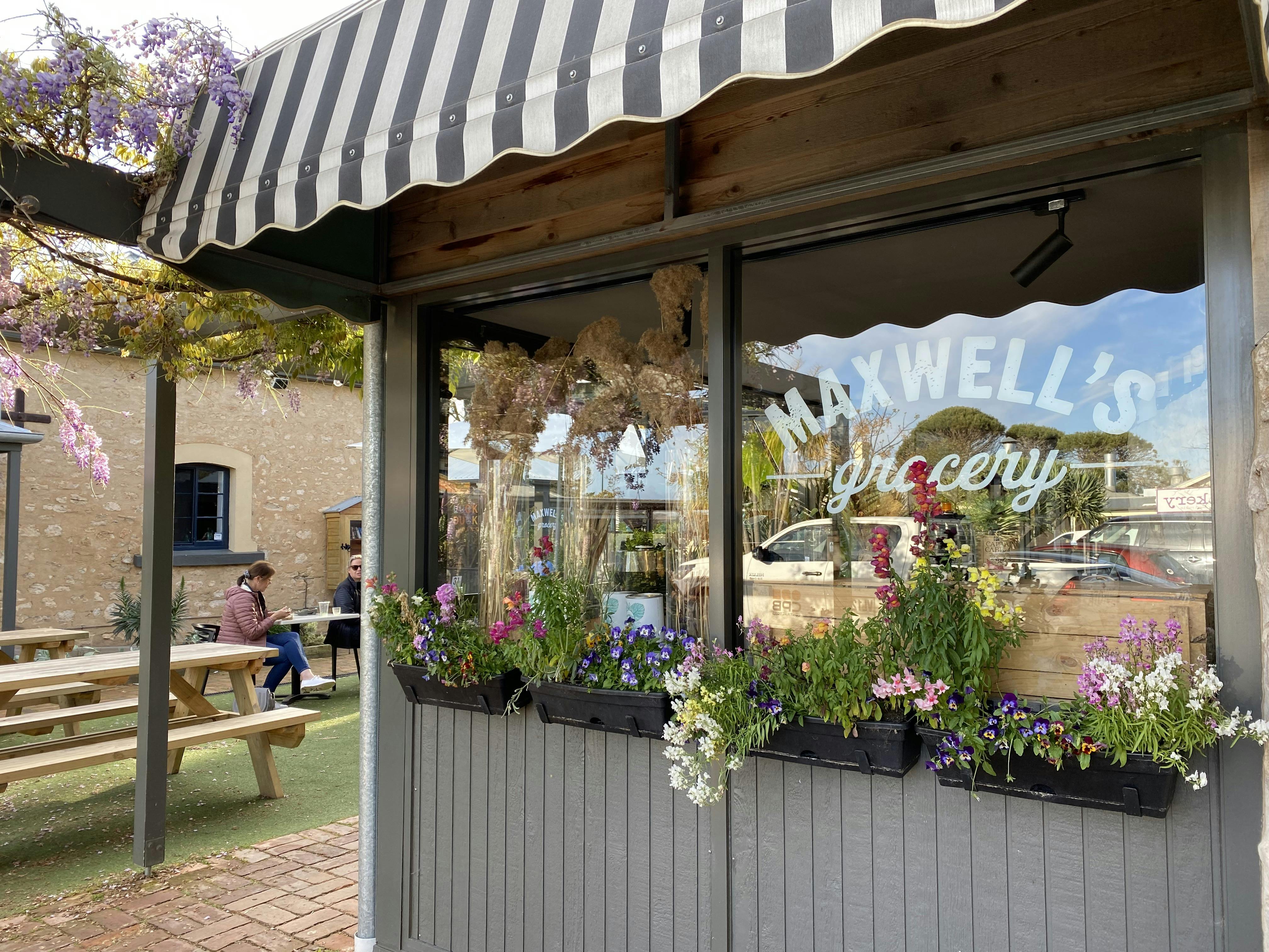 Pretty cafe