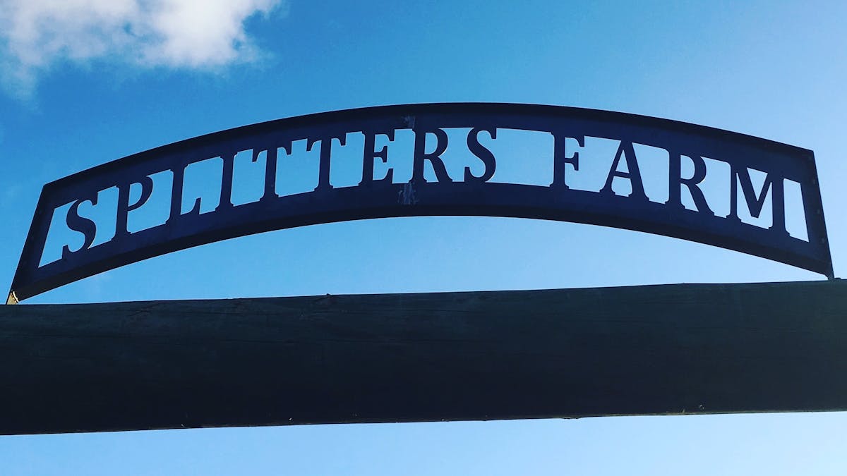Splitters Farm sign