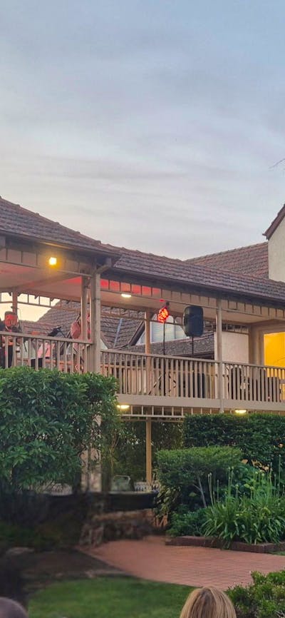 Concert in the Courtyard Gardens of Mercure Canberra