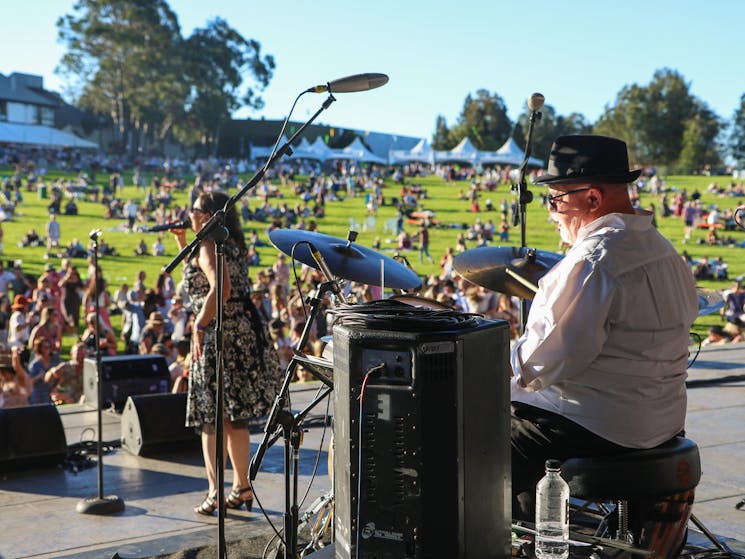 John Morrison & Jackie Cooper performing to the crowd