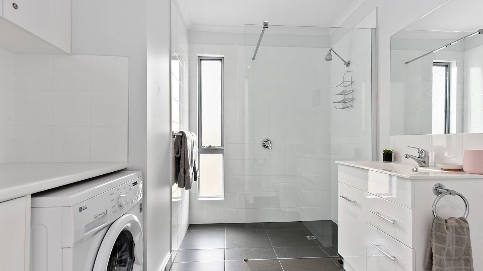 'The Wesley' bathroom