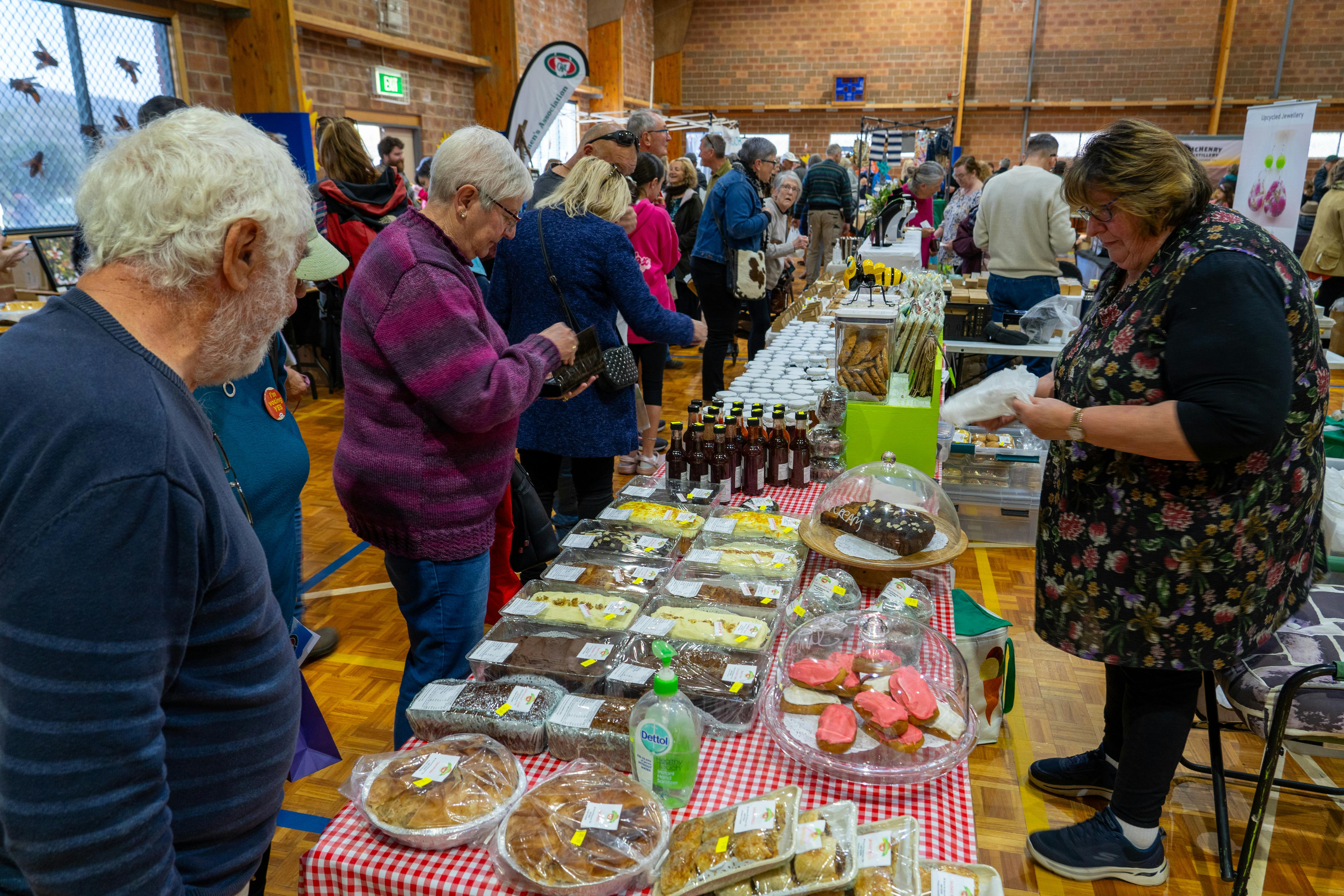 The wonderful stallholder from Lil Lizzies Kitchen sharing her fabulous produce with attendees