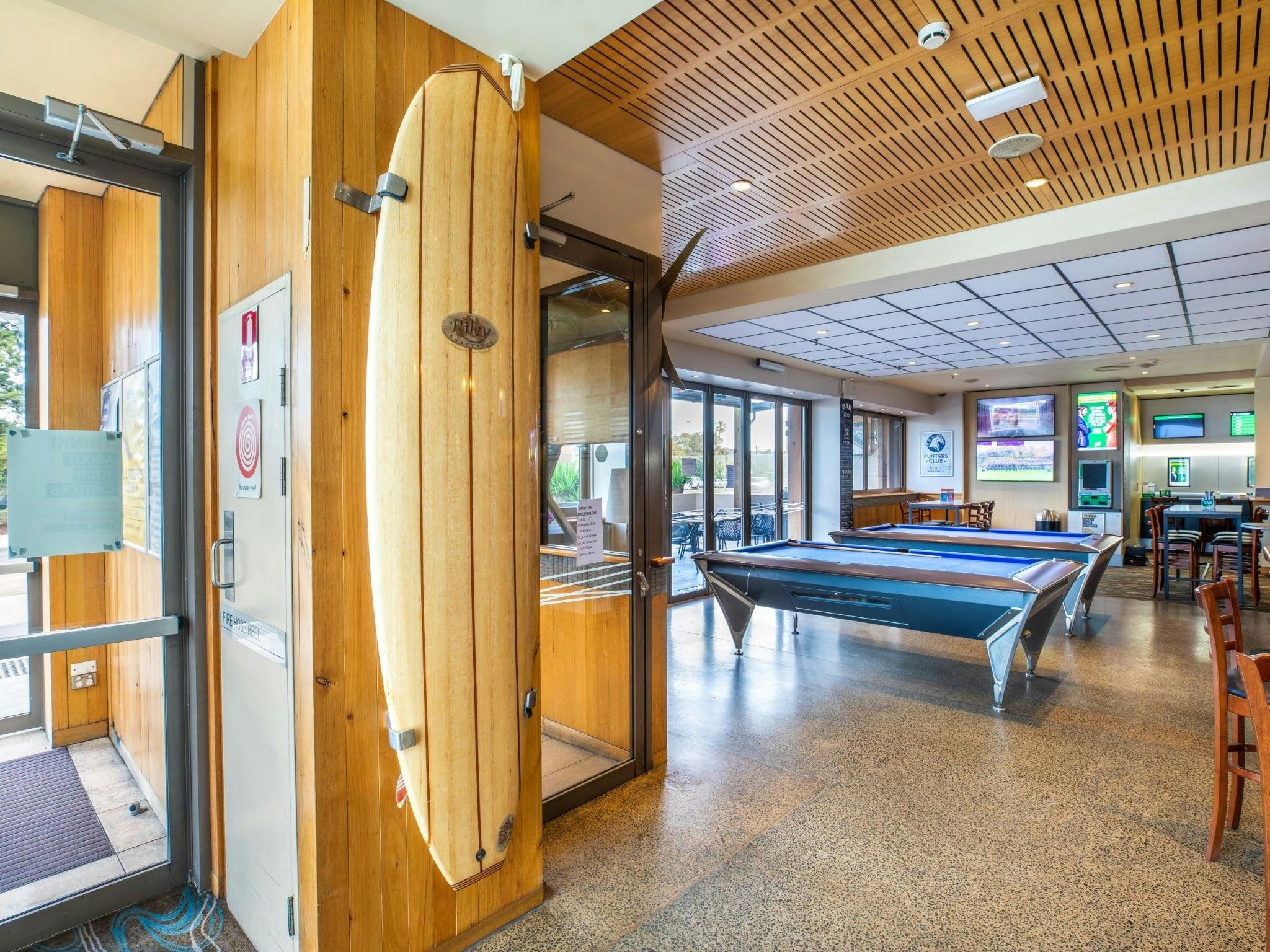 Narrabeen Sands Hotel