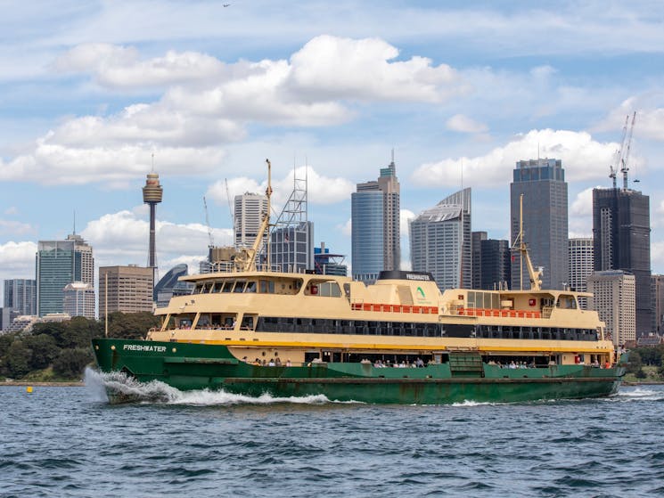 Summer in Sydney, Manly Ferry sailing on Sydney Harbour