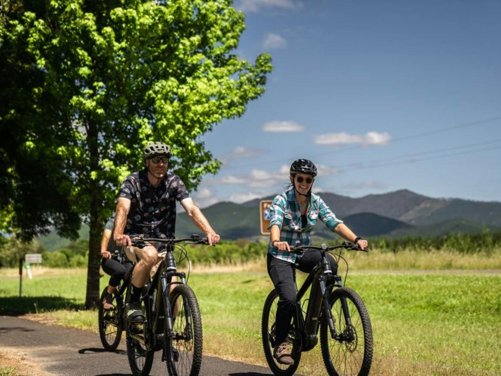 ATC Bright - Rail Trail