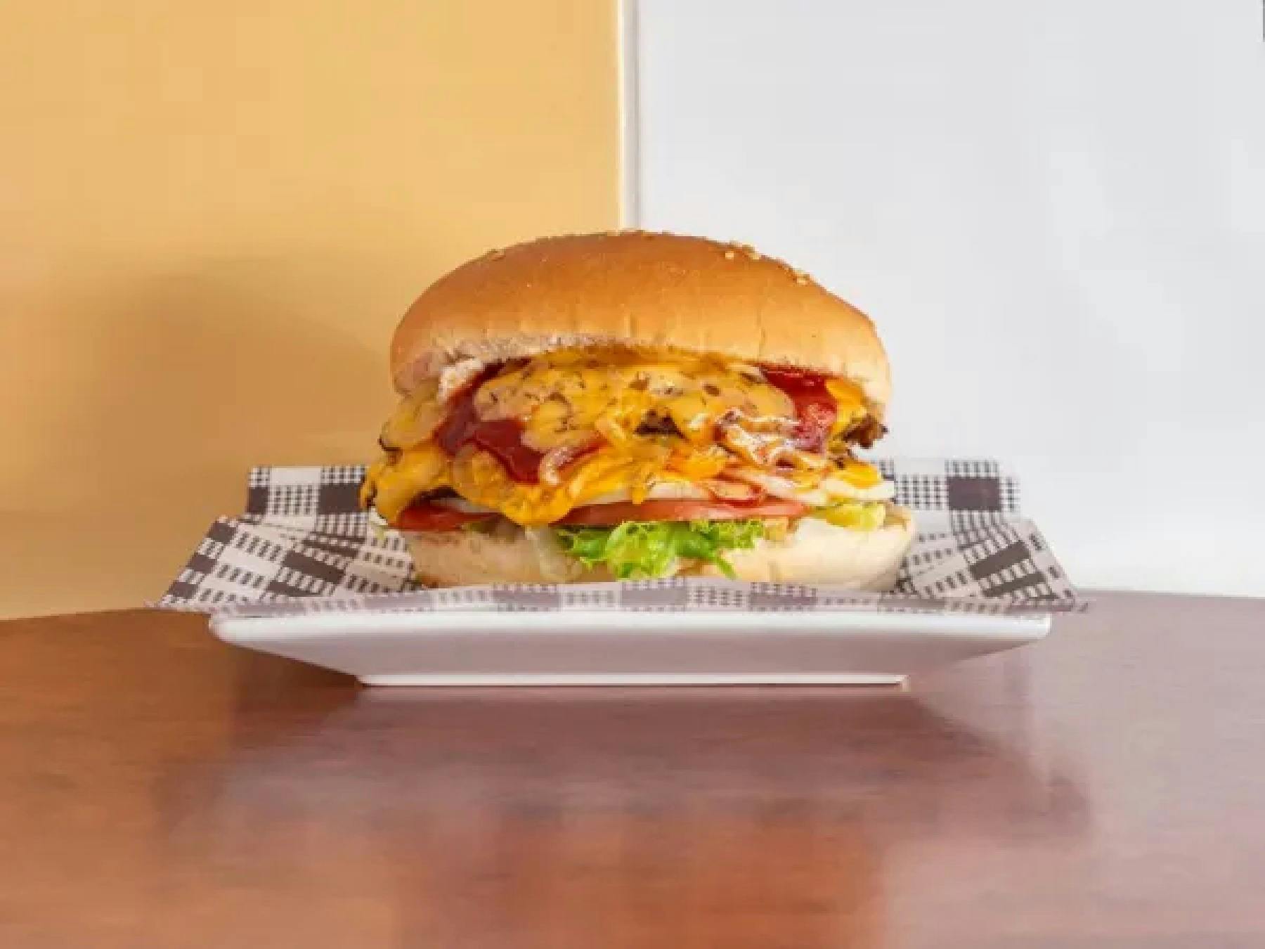 Chiefs Roadhouse Burger