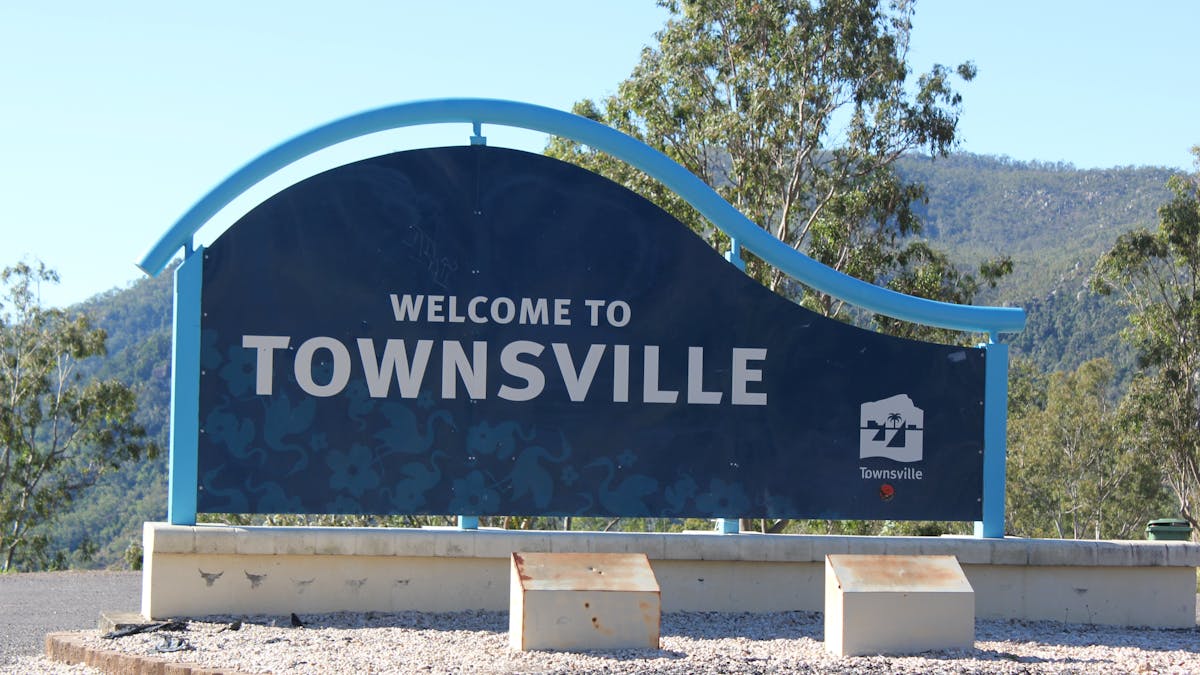 Piper's Lookout, western edge of Townsville City municipality. Expansive views of the city surrounds