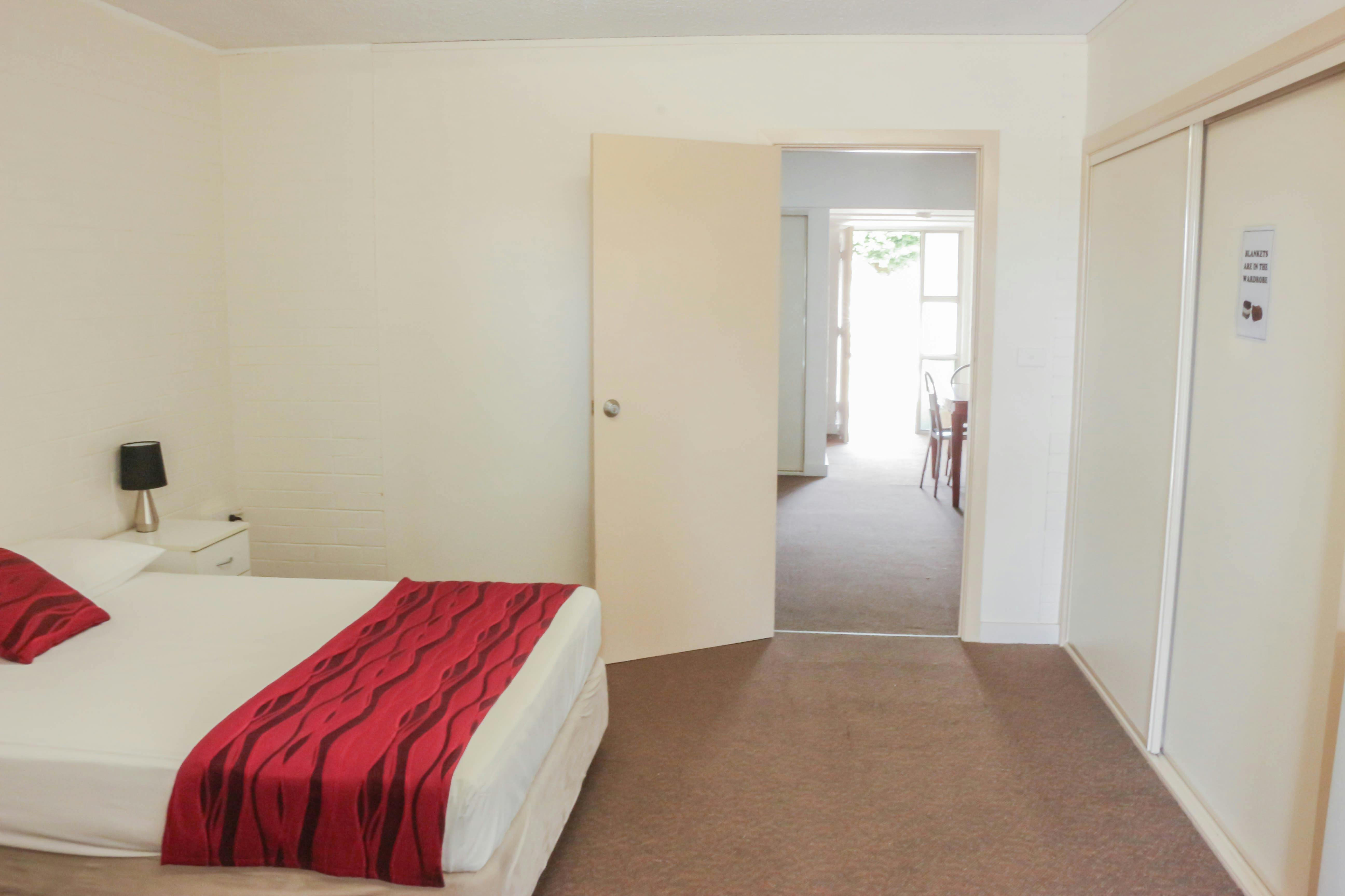 Family Queen Double Twin Room