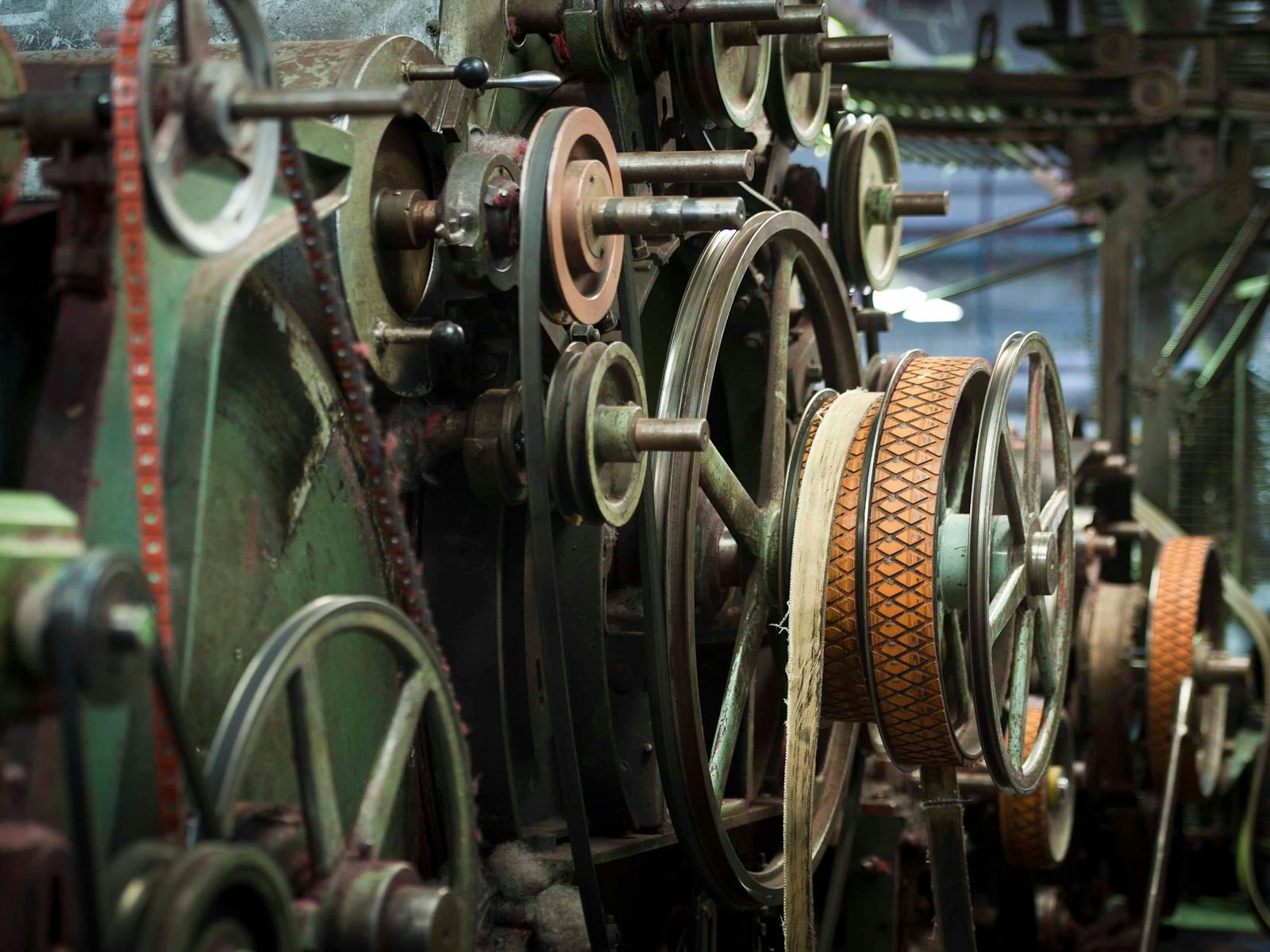 Creswick Woollen Mills - A Very Fine Yarn