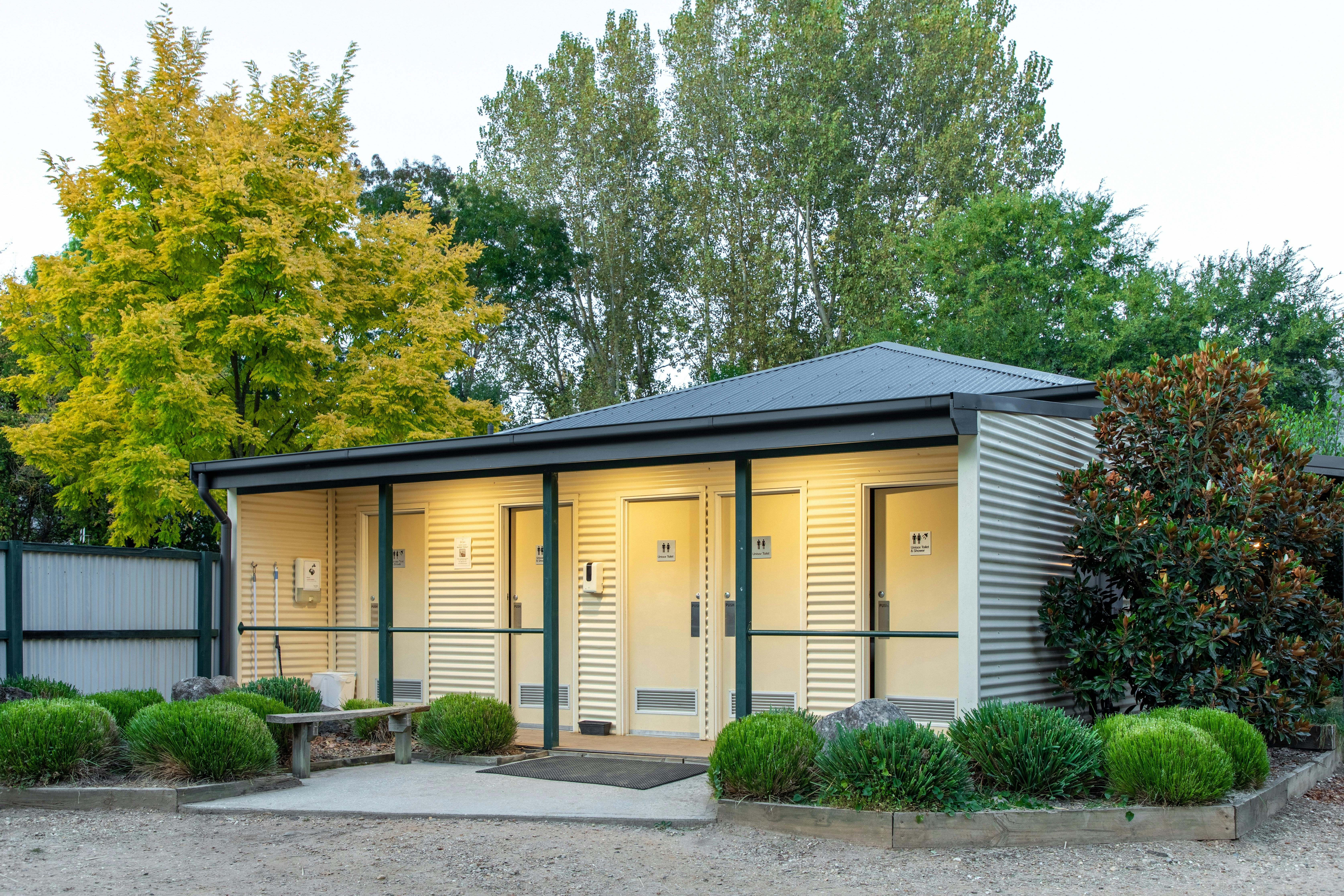 South Amenities Block