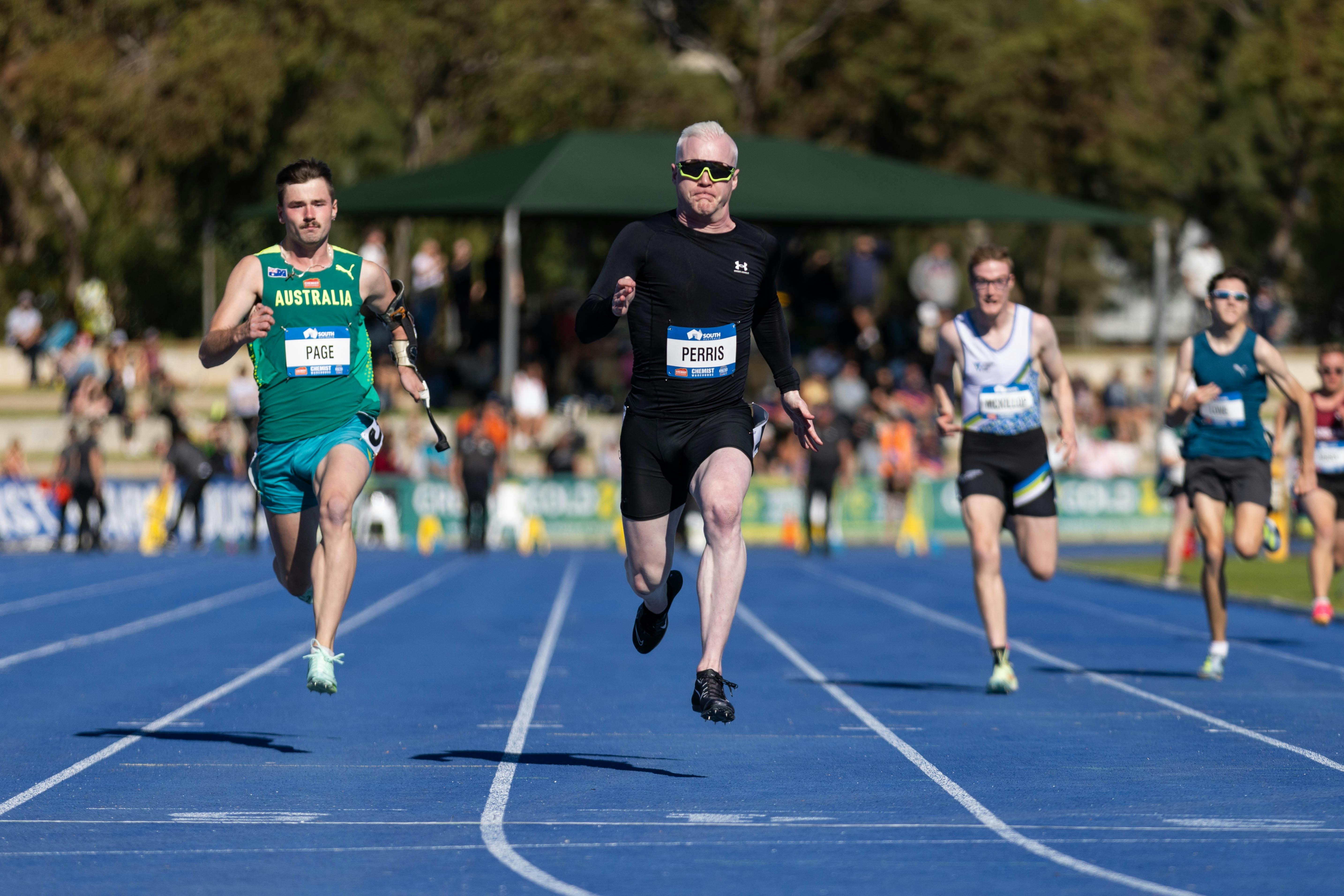 Chad Perris racing in the Para 100m T13