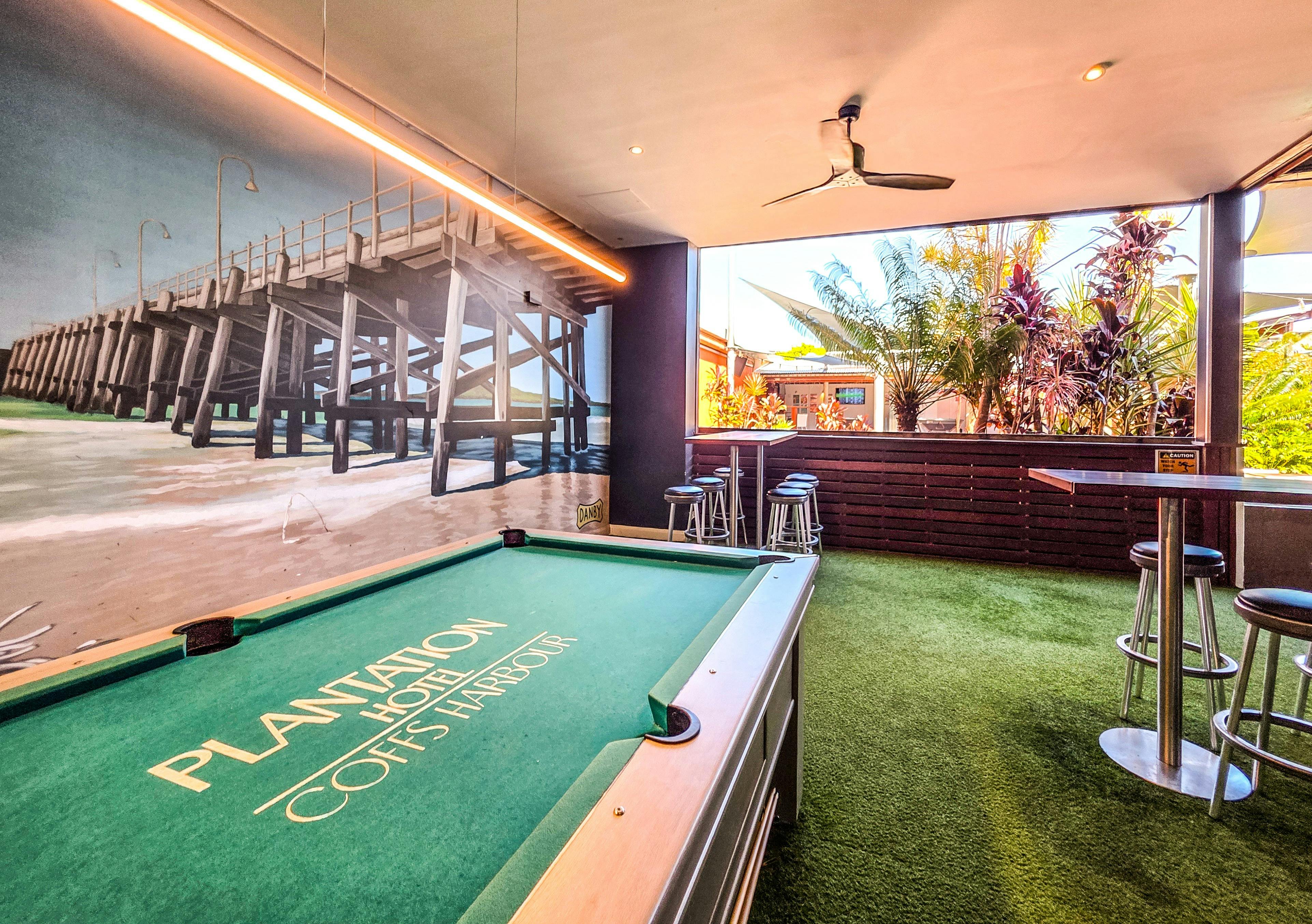 Plantation Hotel Coffs Harbour - Pool Table