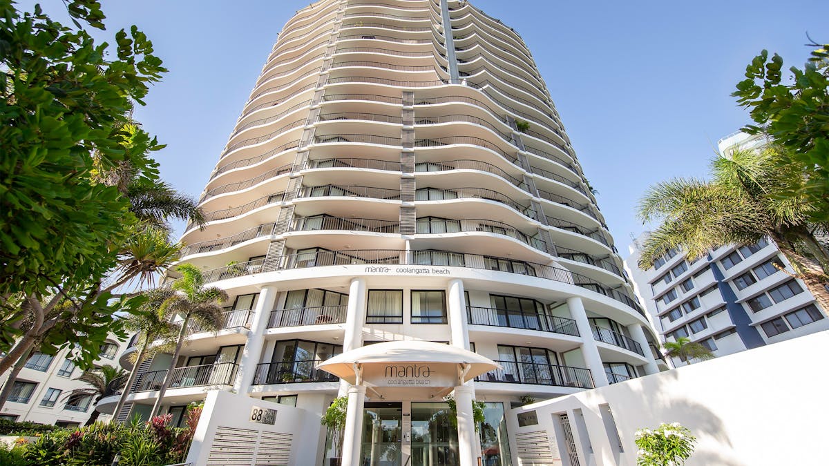 Mantra Coolangatta Beach - Exterior