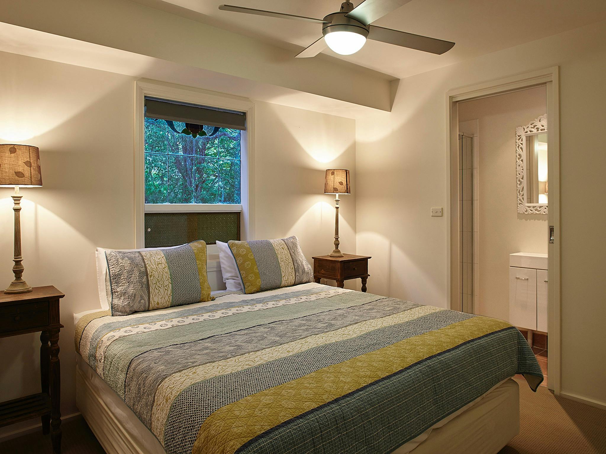 The Haven cottage 2nd bedroom with ensuite.  Can be a king or 2x king single beds