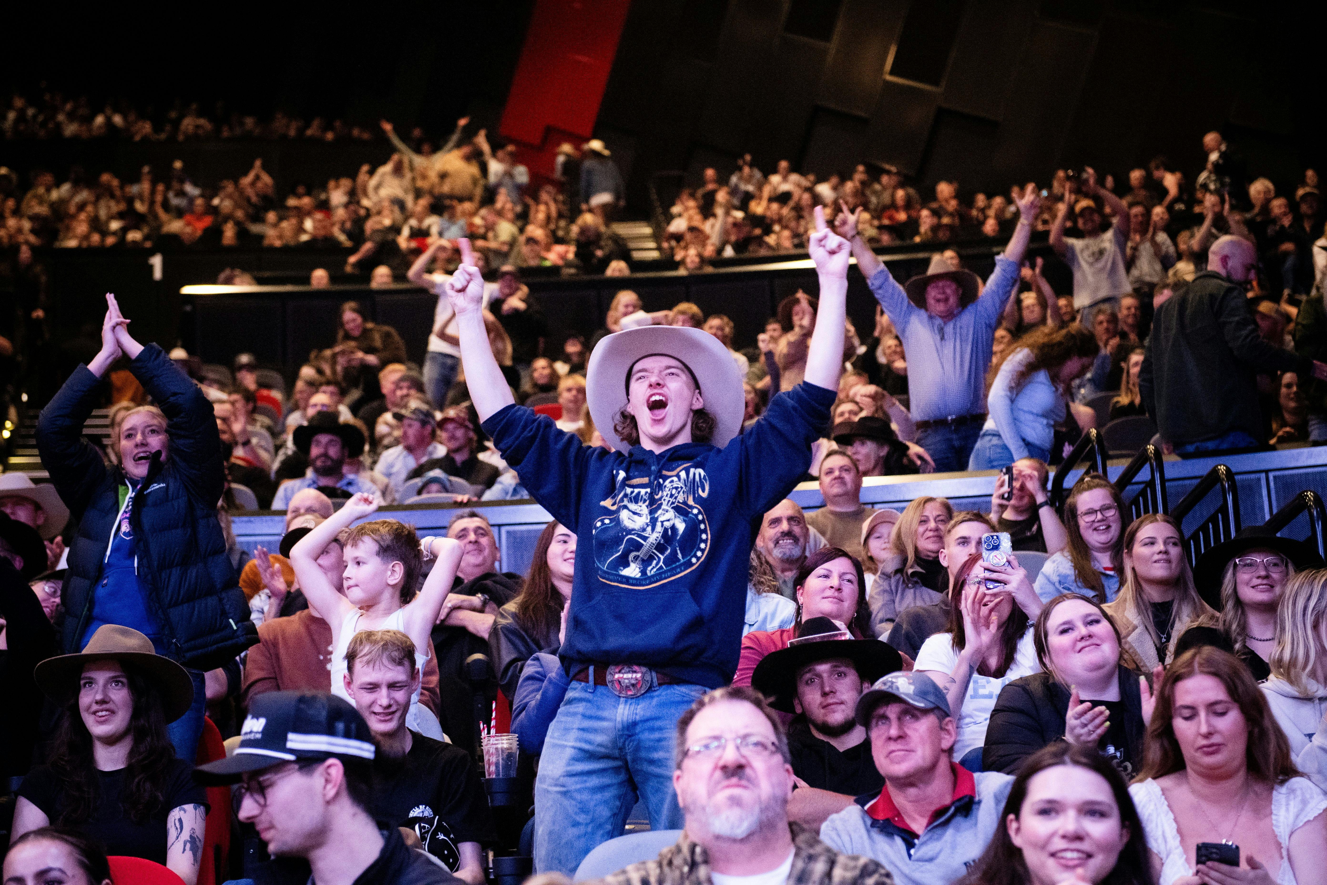PBR fans cheering