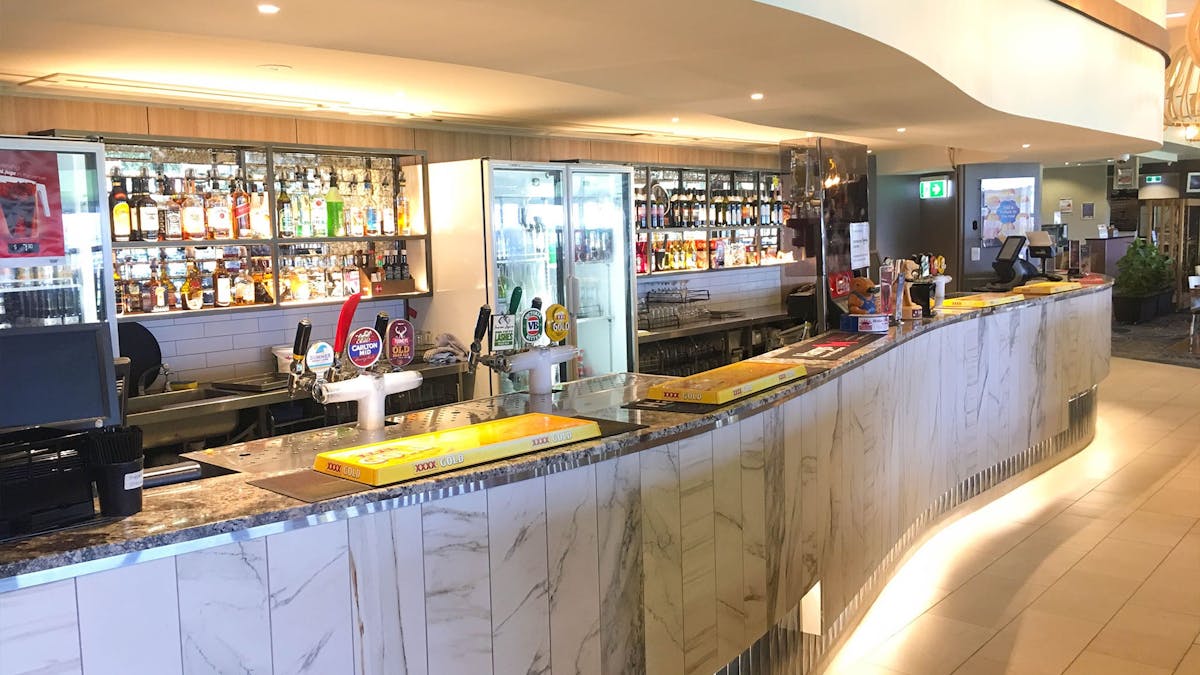 Club Kawana Bar
