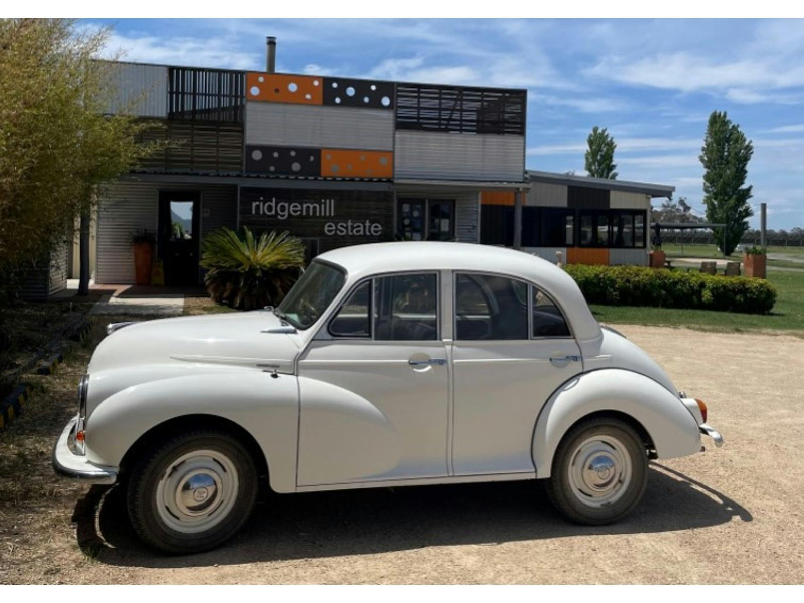 Vintage Tours parked outside Ridgemill Estate winery cellar door