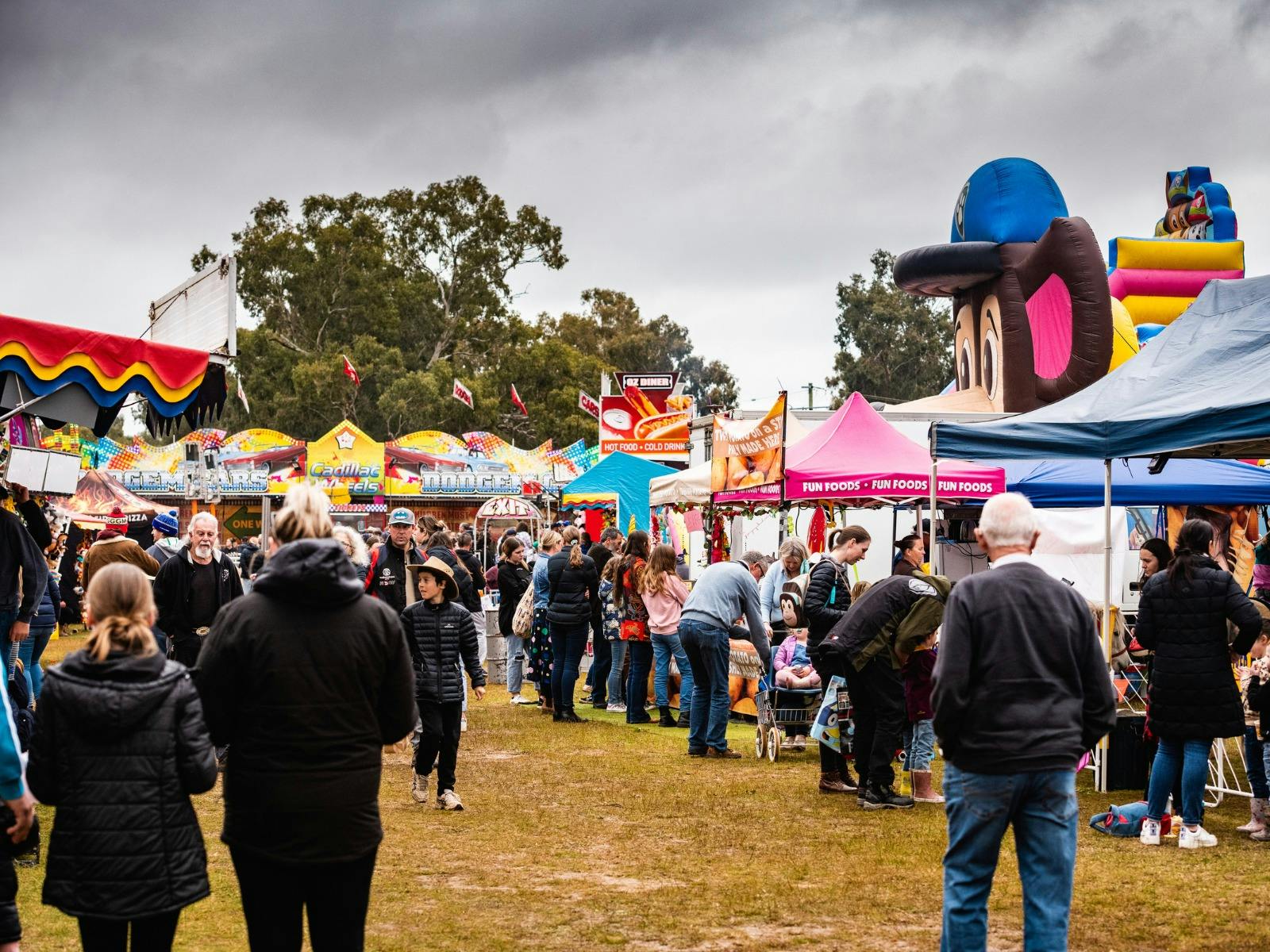 Landscape view of show alleyway