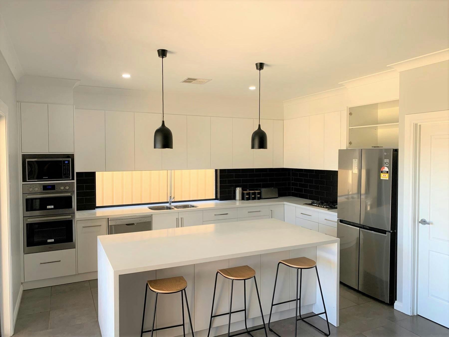 Avella House, Port Hughes