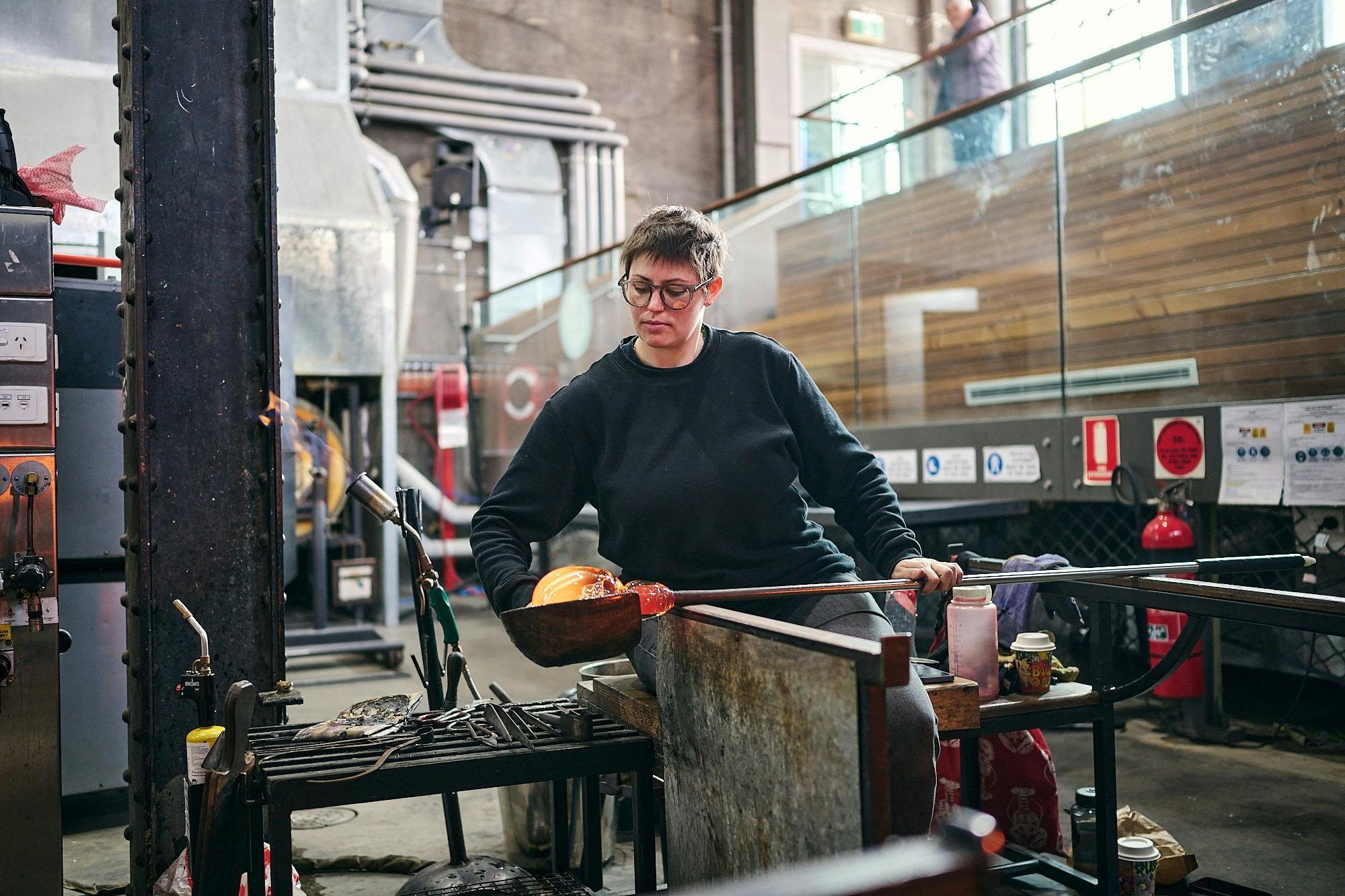 Artist in the Hotshop