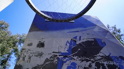 Canberra Sightseeing Tour Vietnam War Memorial ANZAC Parade