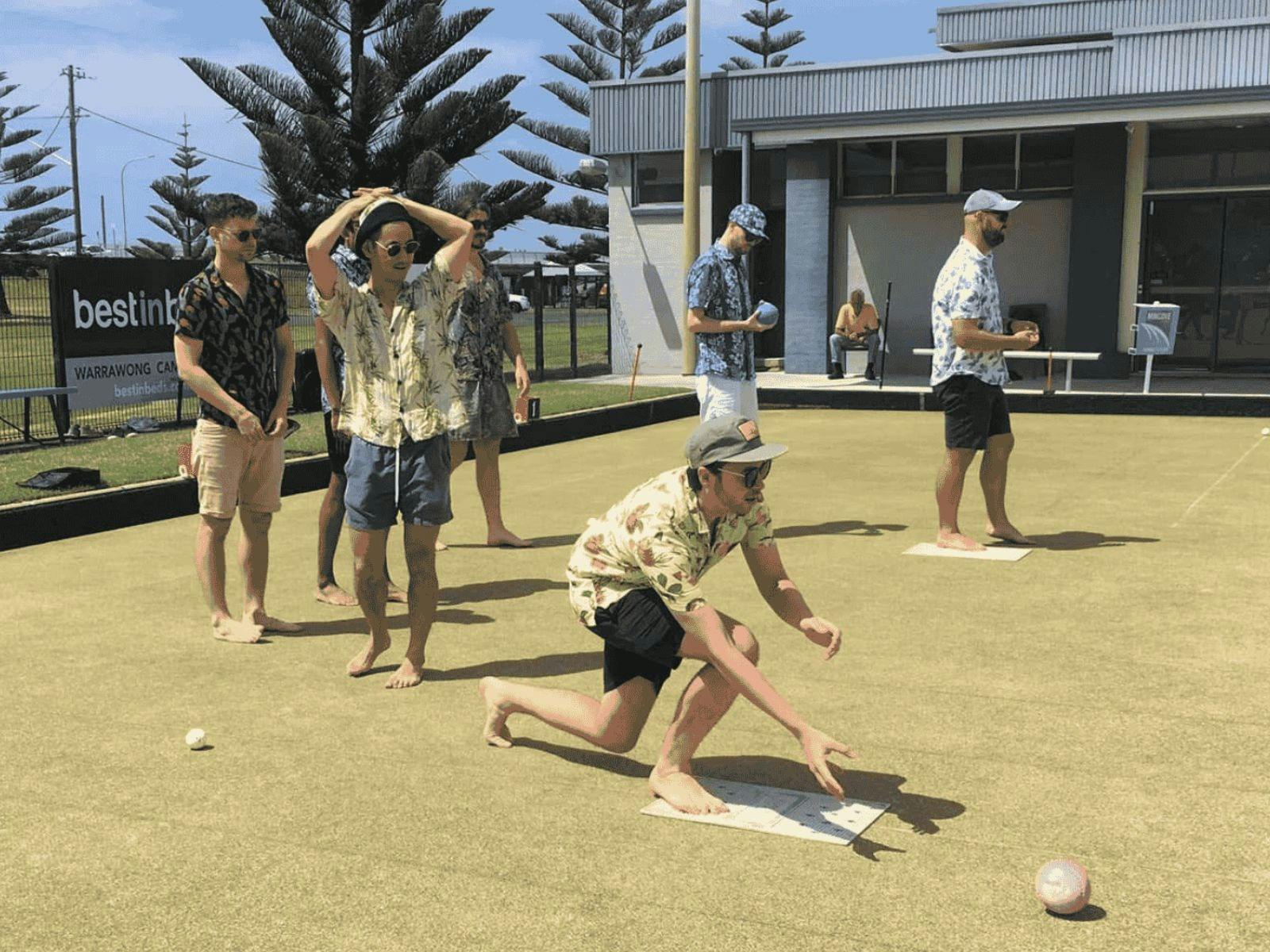 Play Barefoot Bowls by contacting our function coordinator