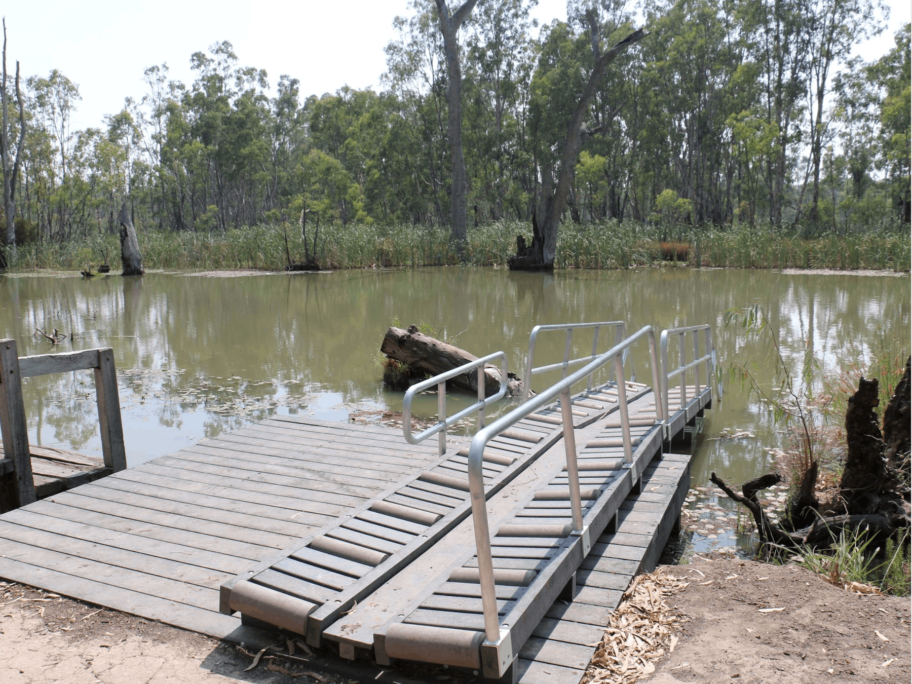 Canoe launch facility into Gunbower Creek