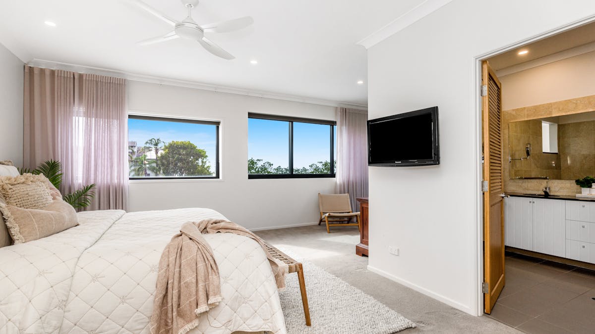 Main bedroom