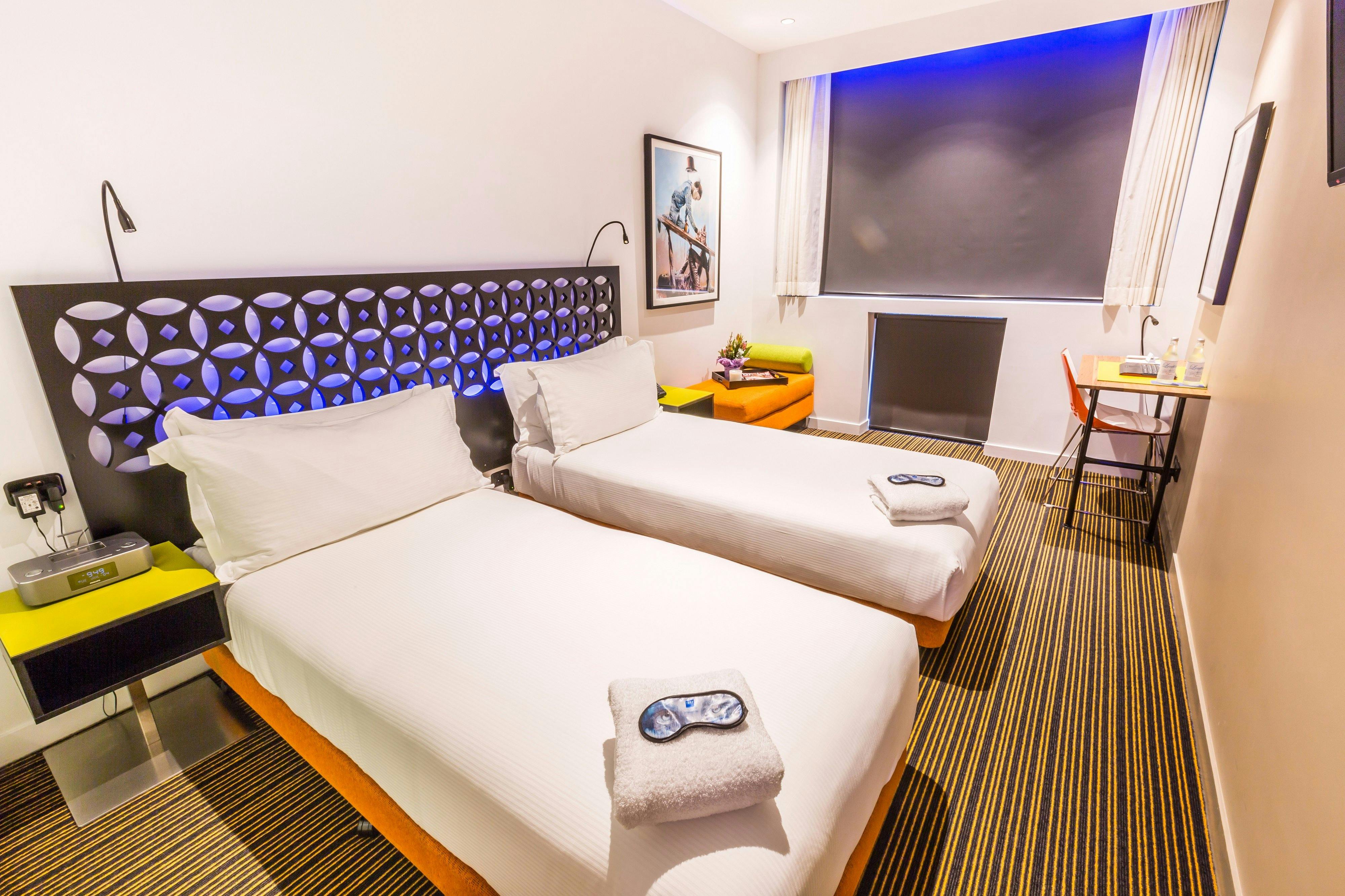 Hotel Twin Room