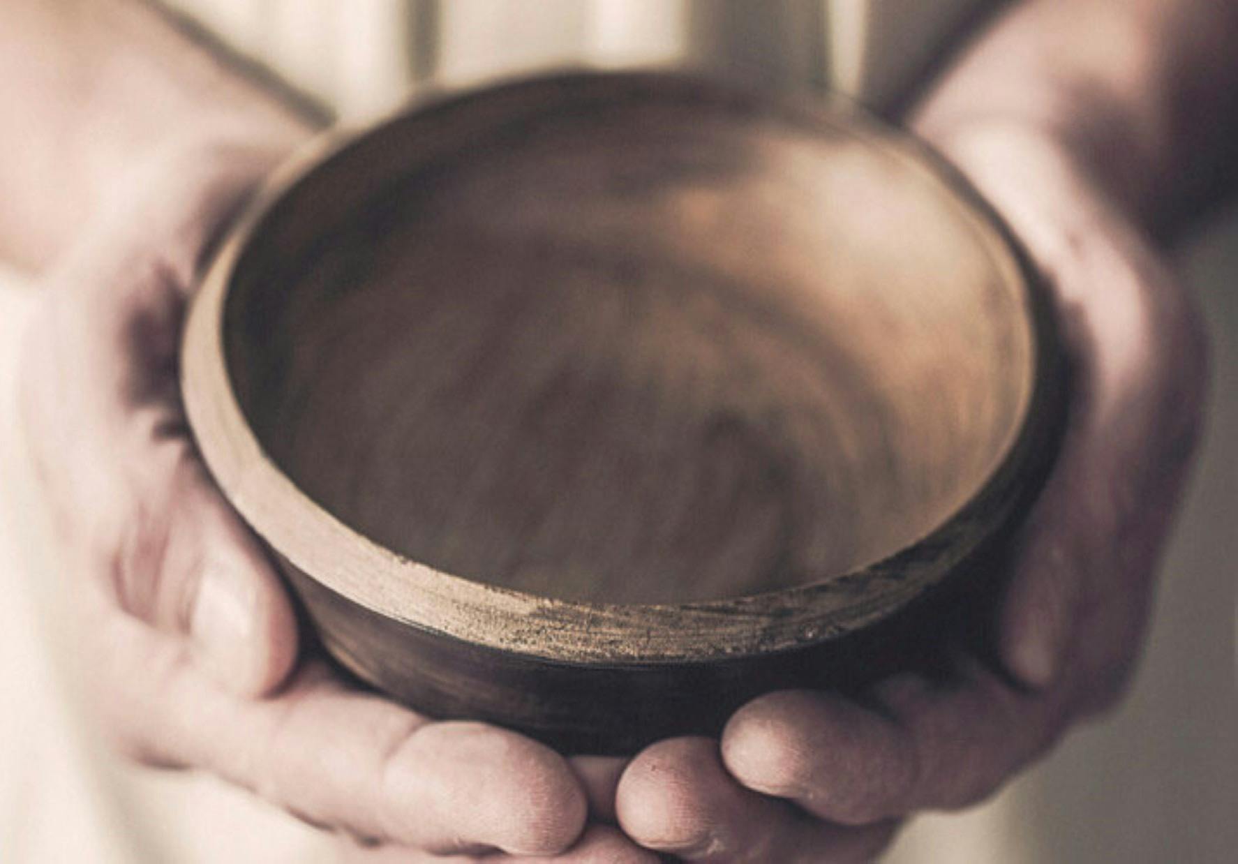 Mother's Day Clay & Sip edit