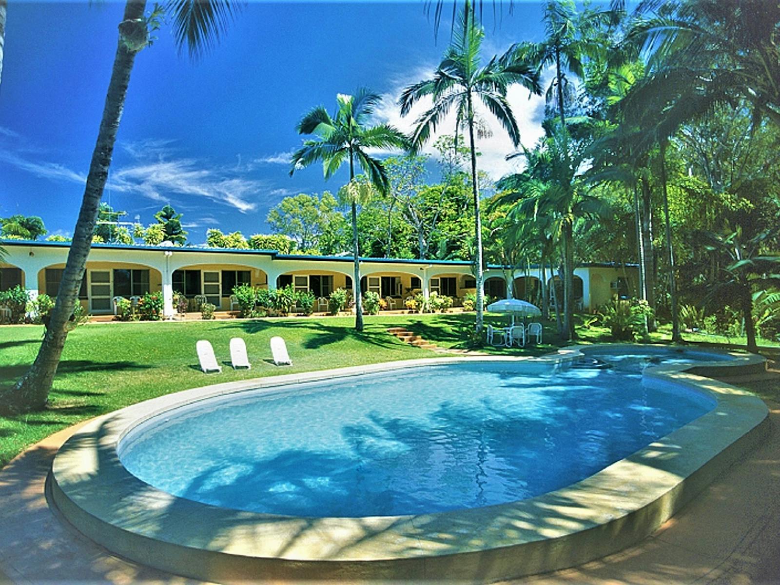 Villa Marine facing rainforest, 50m to beach Villa Marine facing rainforest, 50m to beach
