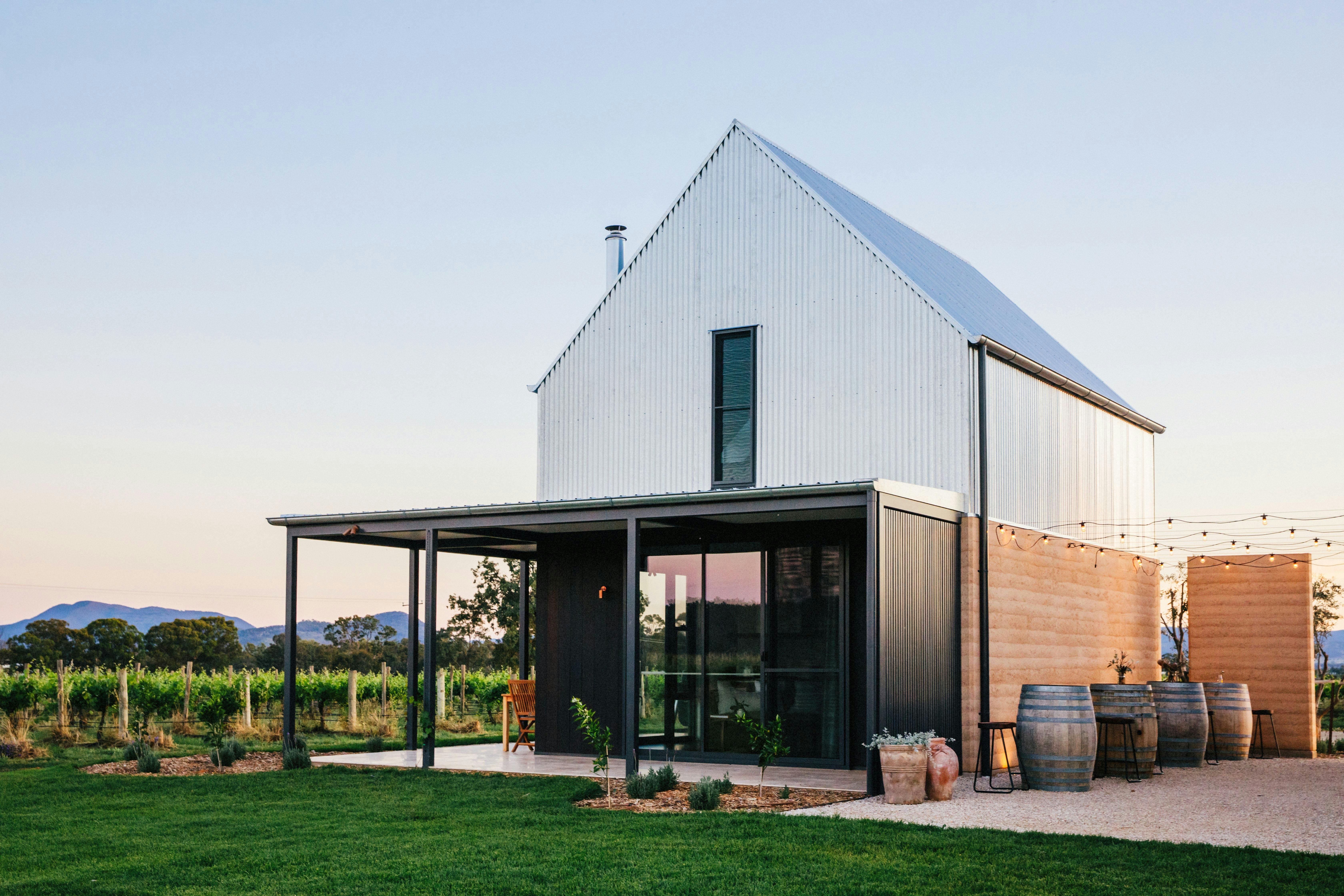 Vineyard Accommodation at Yeates Wines