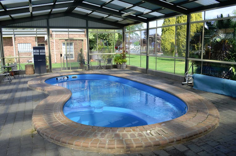 Arkana Motor Inn & Terrace Apartments