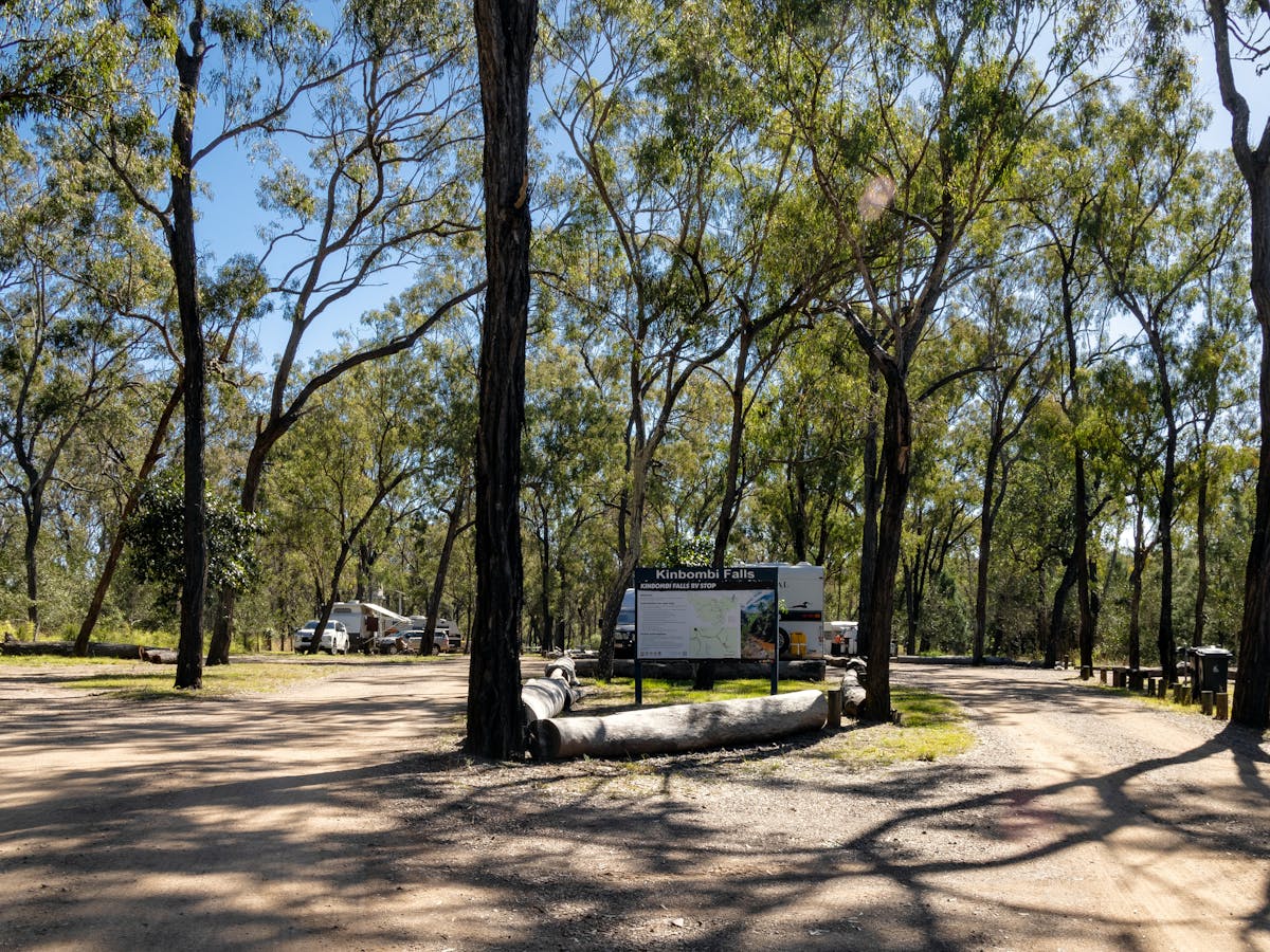 Entrance into Kinbombi Fall carpark