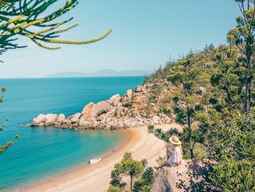 Arthur Bay lookout Magnetic Island Arthur Bay lookout Magnetic Island