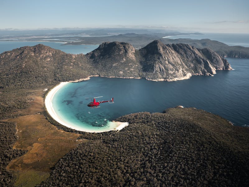 Wineglass Bay Helicopter Delight Flight | Tour | Discover Tasmania